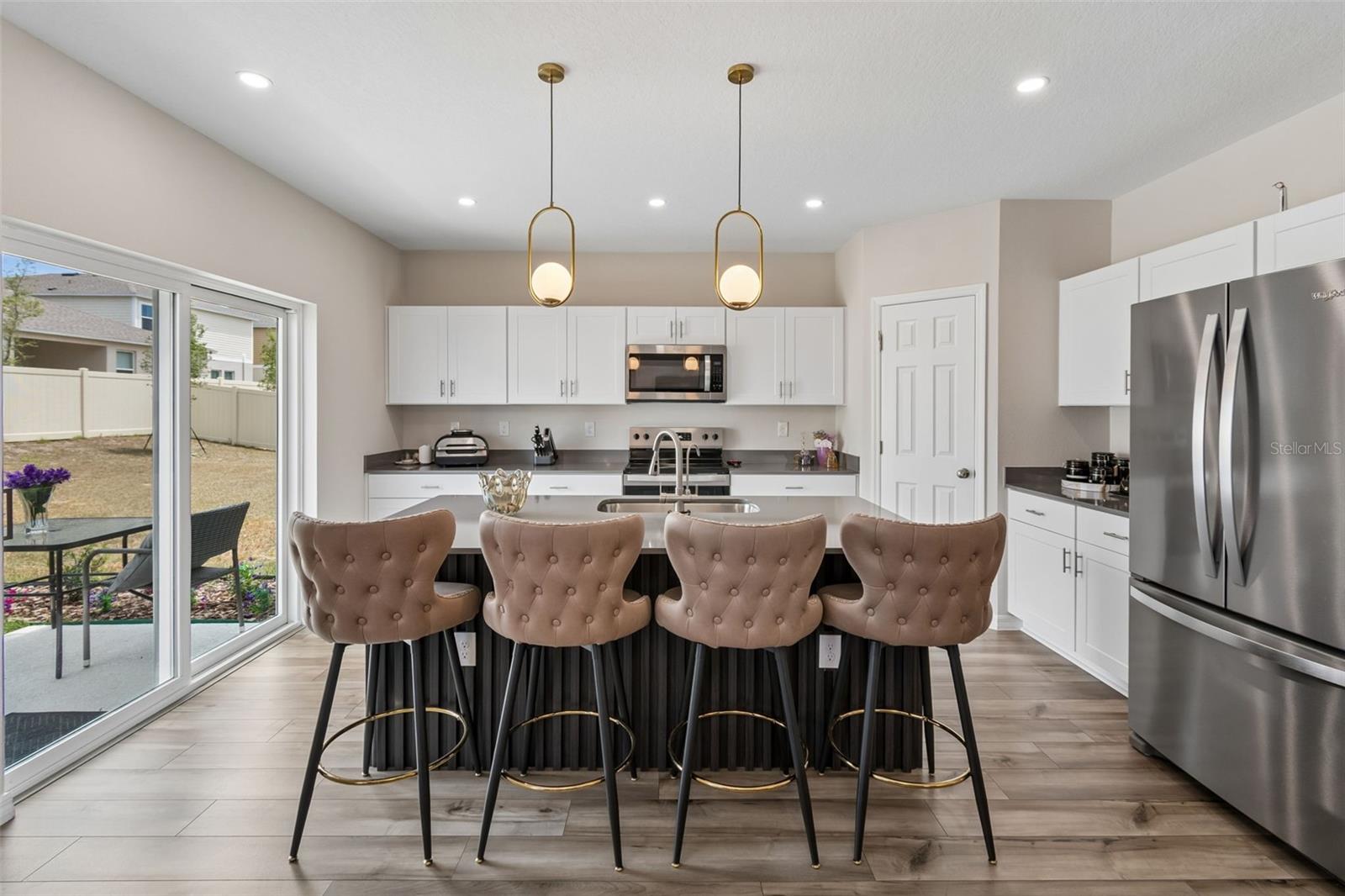 Image 17 of 90 For 4023 Gardenia Avenue