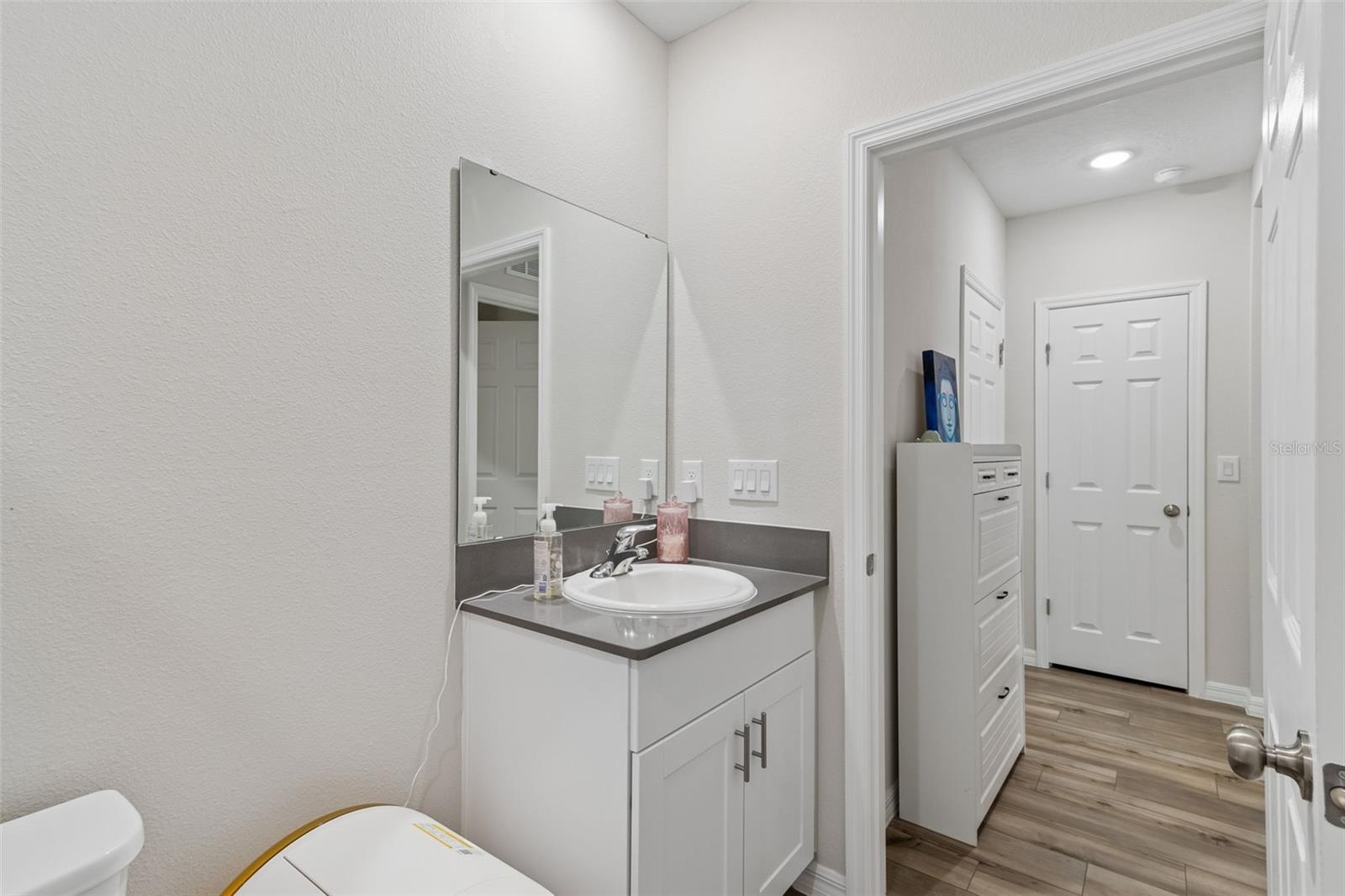 Image 30 of 90 For 4023 Gardenia Avenue