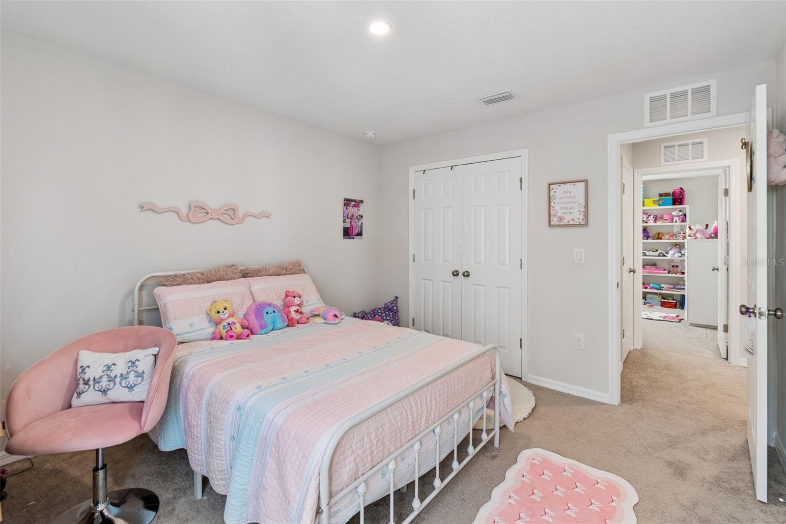 Image 38 of 90 For 4023 Gardenia Avenue