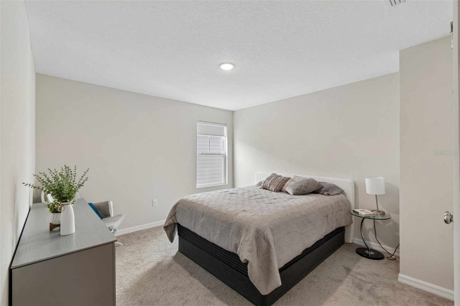 Image 44 of 90 For 4023 Gardenia Avenue