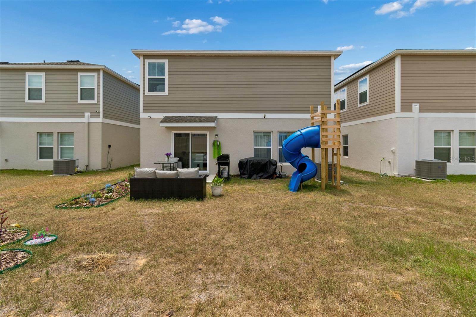 Image 56 of 90 For 4023 Gardenia Avenue