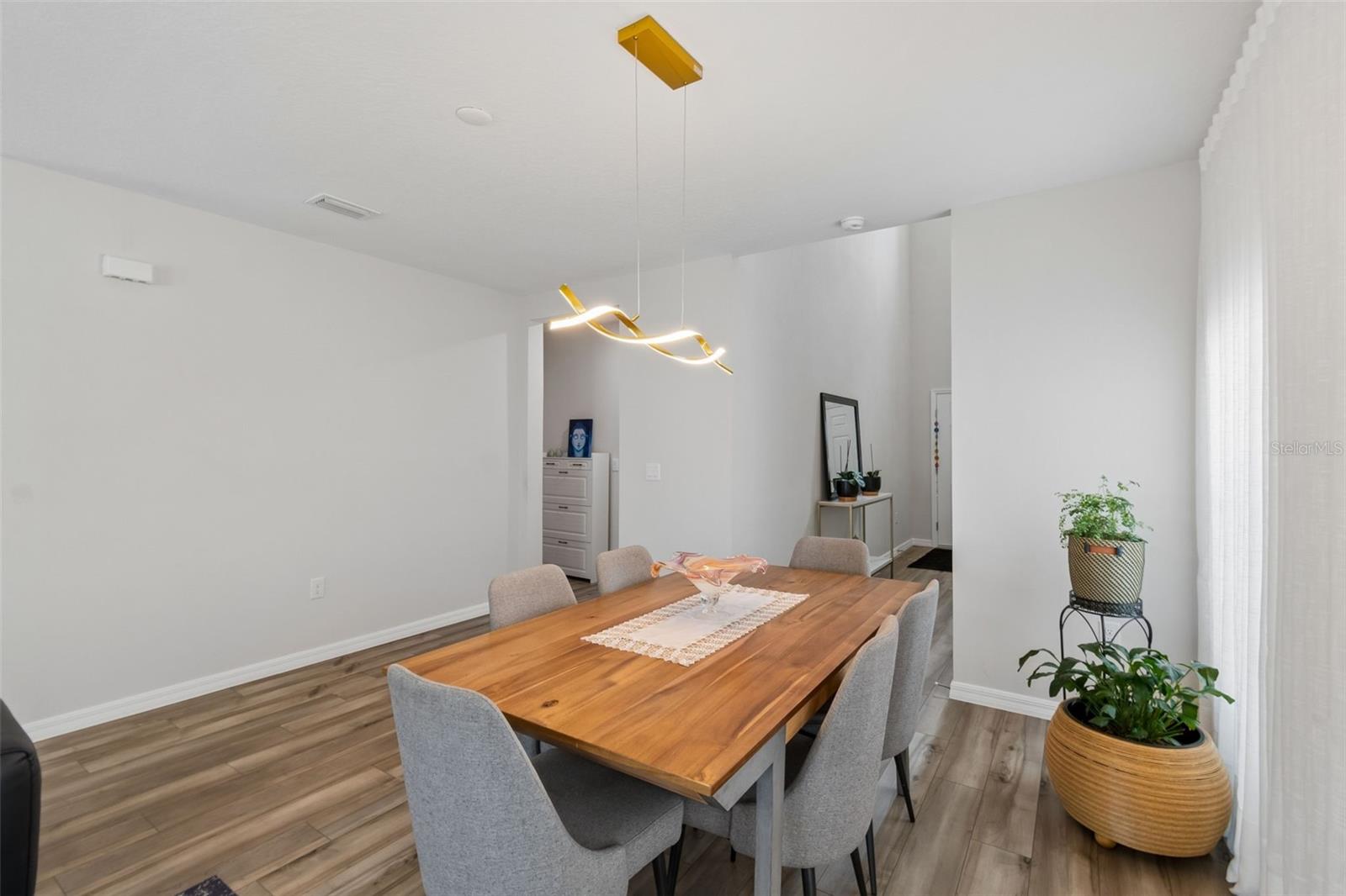 Image 9 of 90 For 4023 Gardenia Avenue