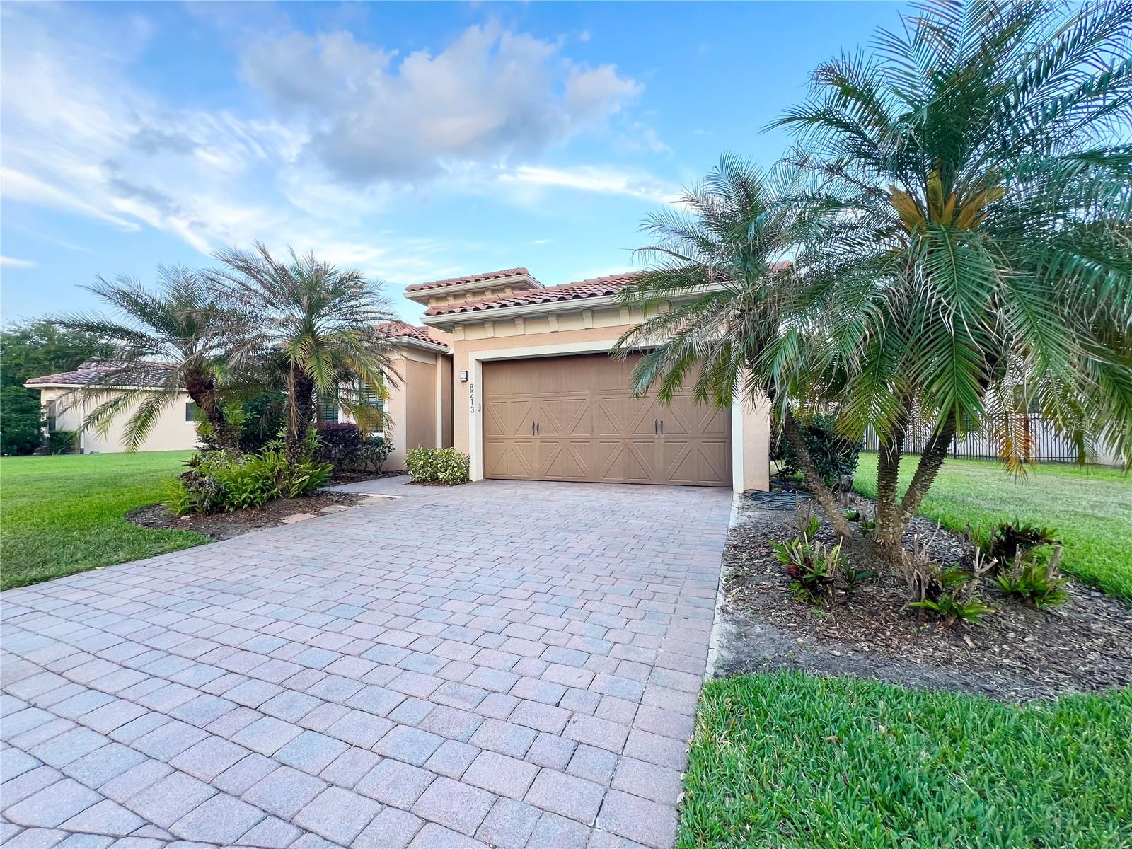 Details for 8213 Prestbury Drive, ORLANDO, FL 32832