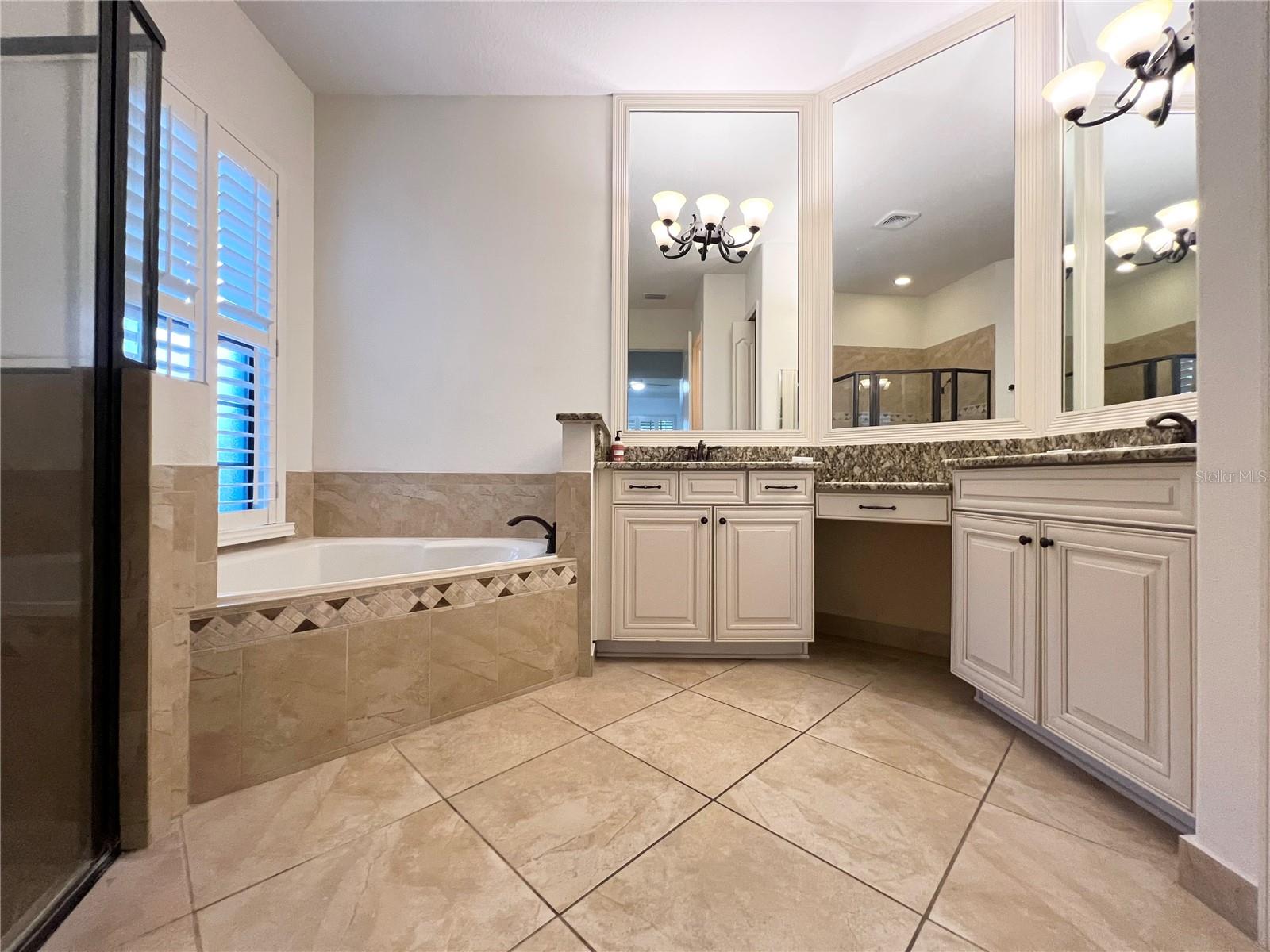 Image 21 of 68 For 8213 Prestbury Drive
