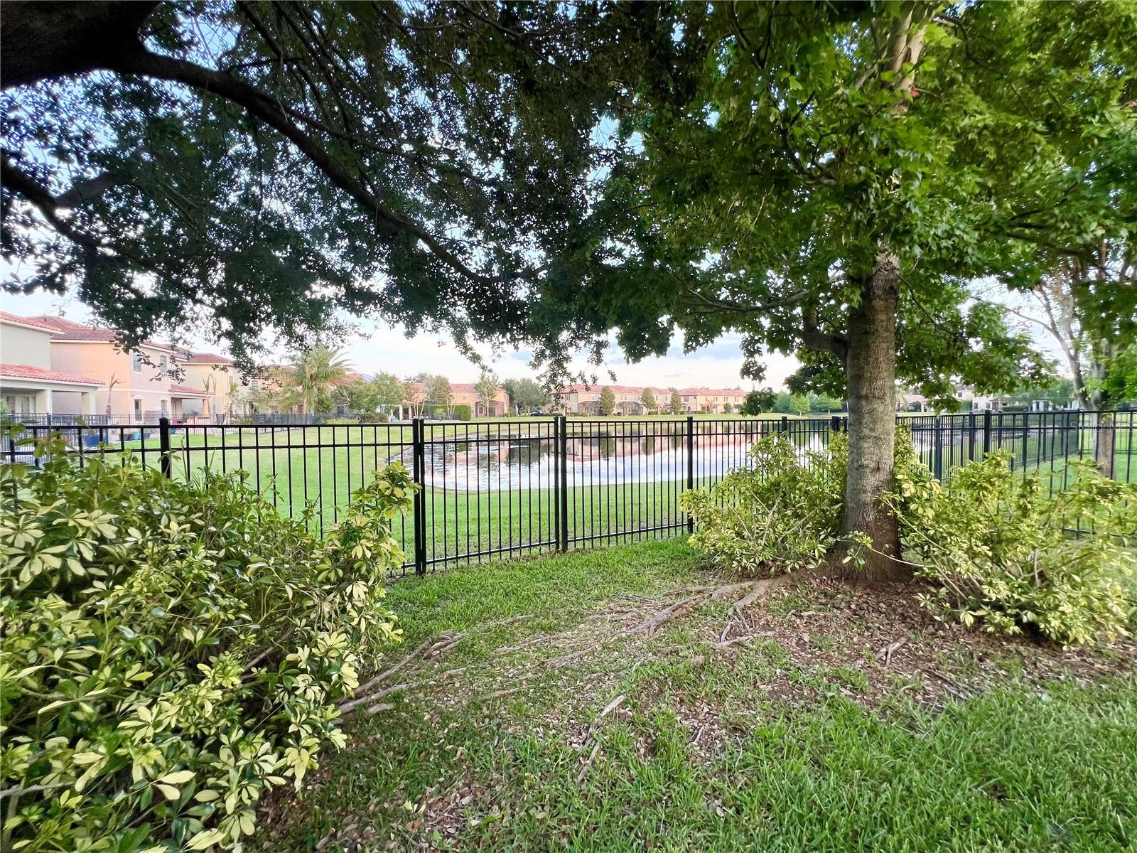 Image 40 of 68 For 8213 Prestbury Drive