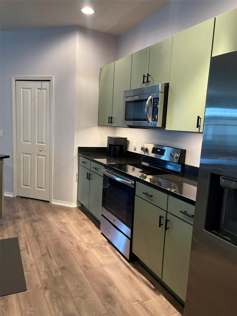 Image 5 of 23 For 11955 Verrazano Drive