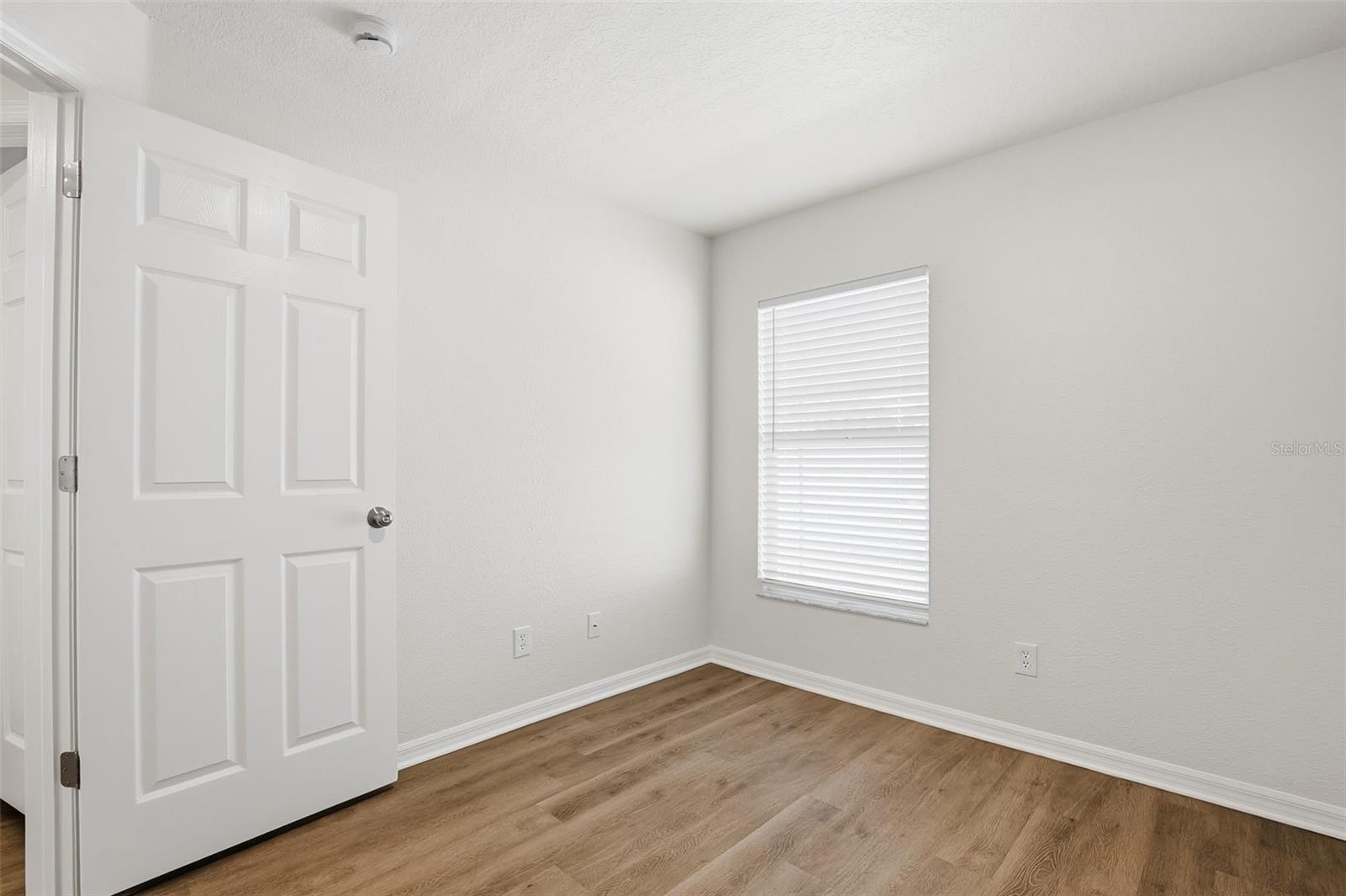 Image 16 of 26 For 13137 Carrollwood Creek Drive