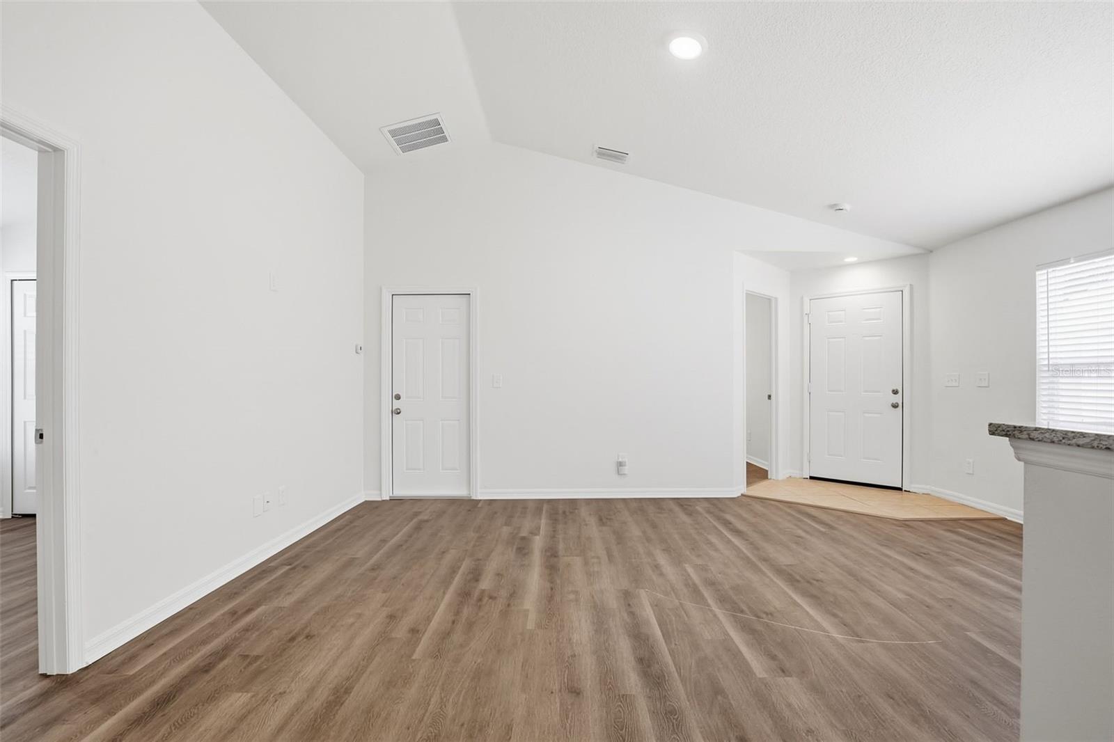 Image 3 of 26 For 13137 Carrollwood Creek Drive