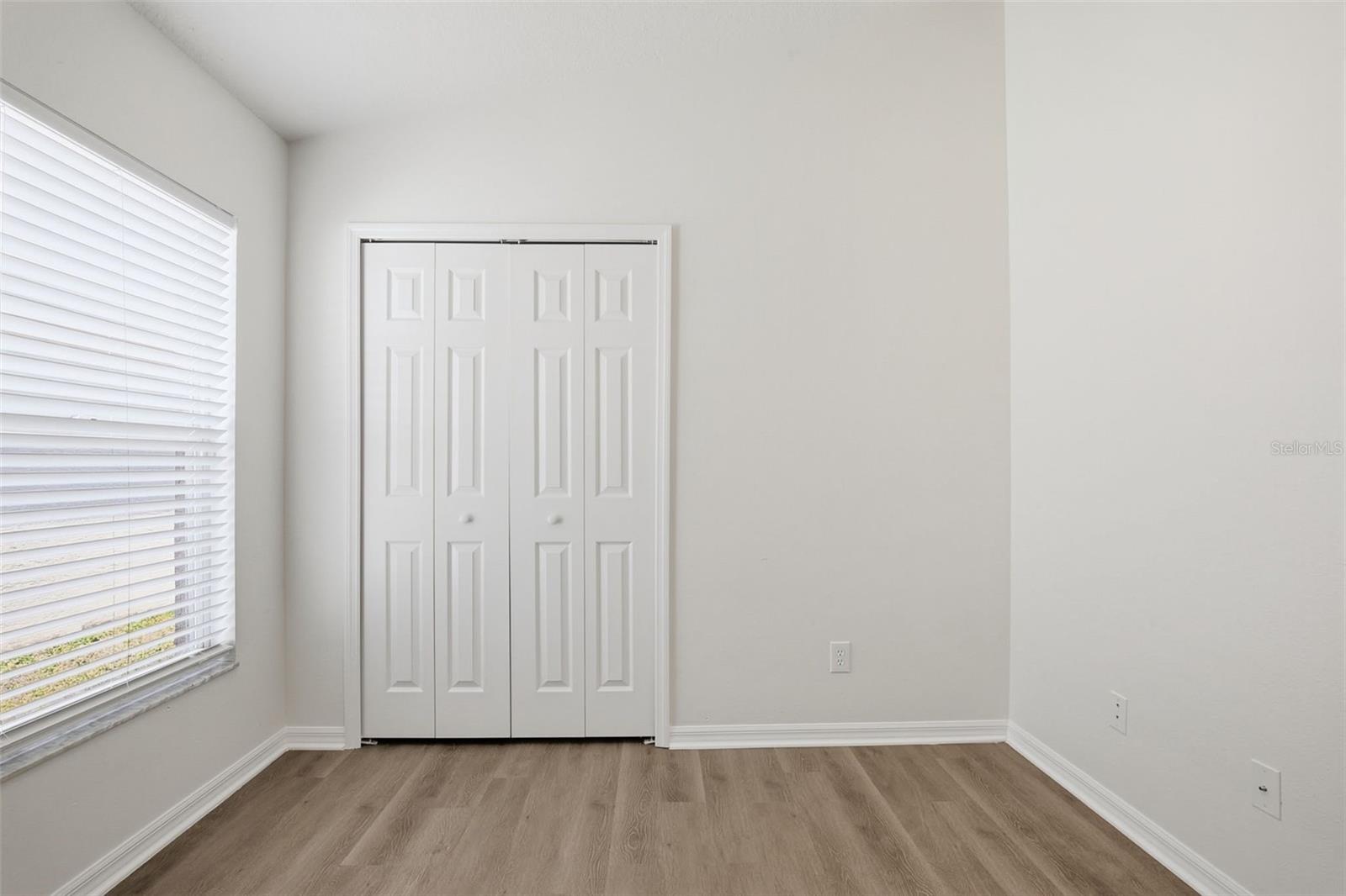 Image 7 of 26 For 13137 Carrollwood Creek Drive