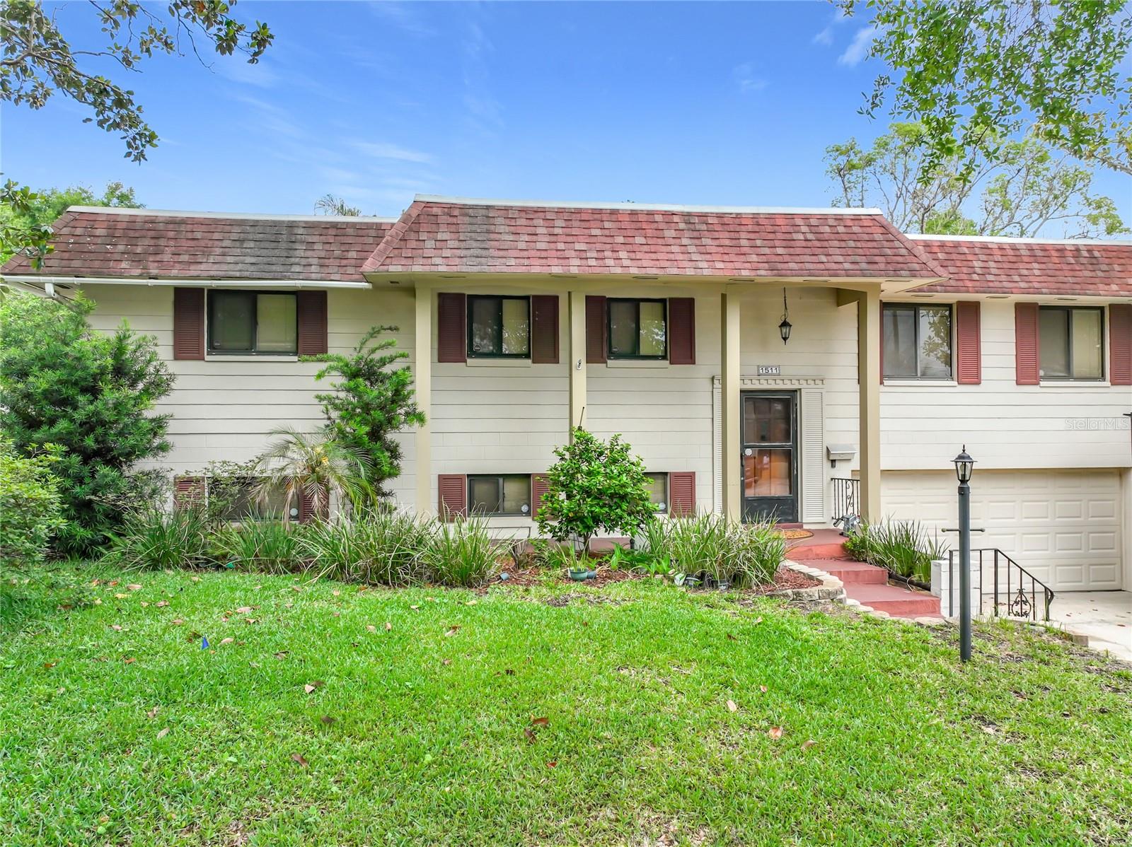 Image 10 of 92 For 1511 Glastonberry Road