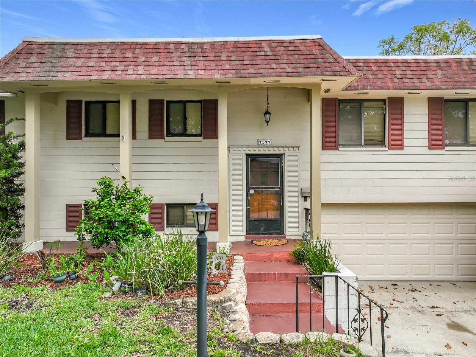 Image 12 of 92 For 1511 Glastonberry Road