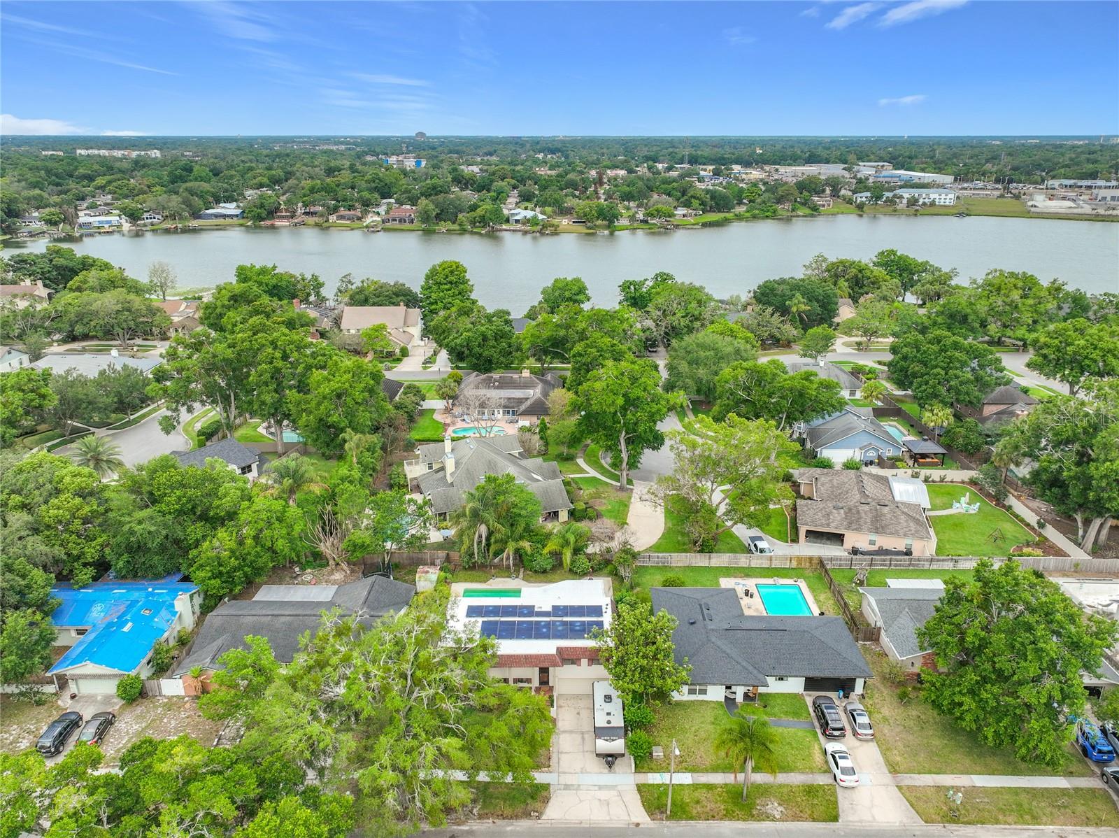 Image 2 of 92 For 1511 Glastonberry Road