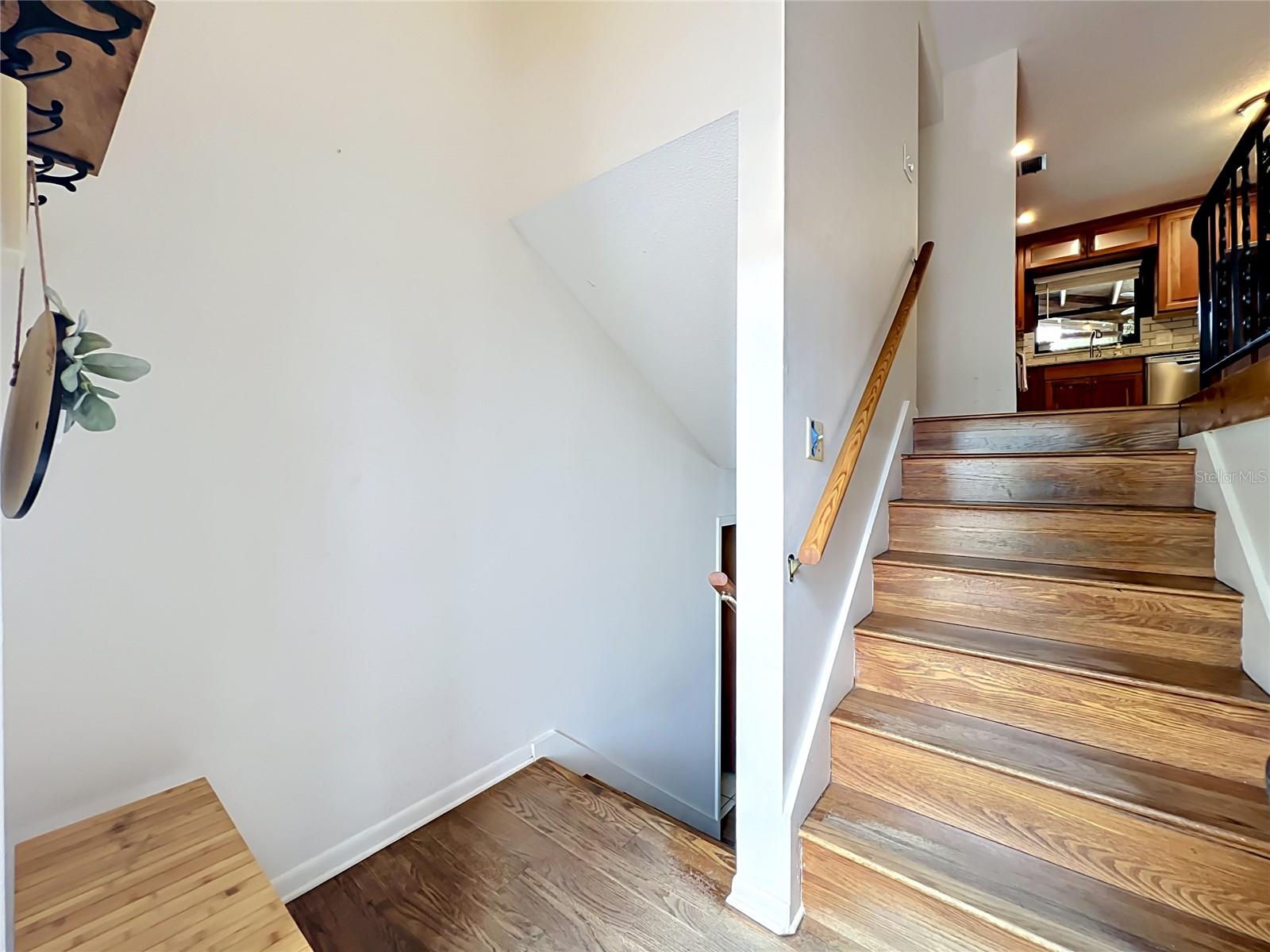 Image 20 of 92 For 1511 Glastonberry Road