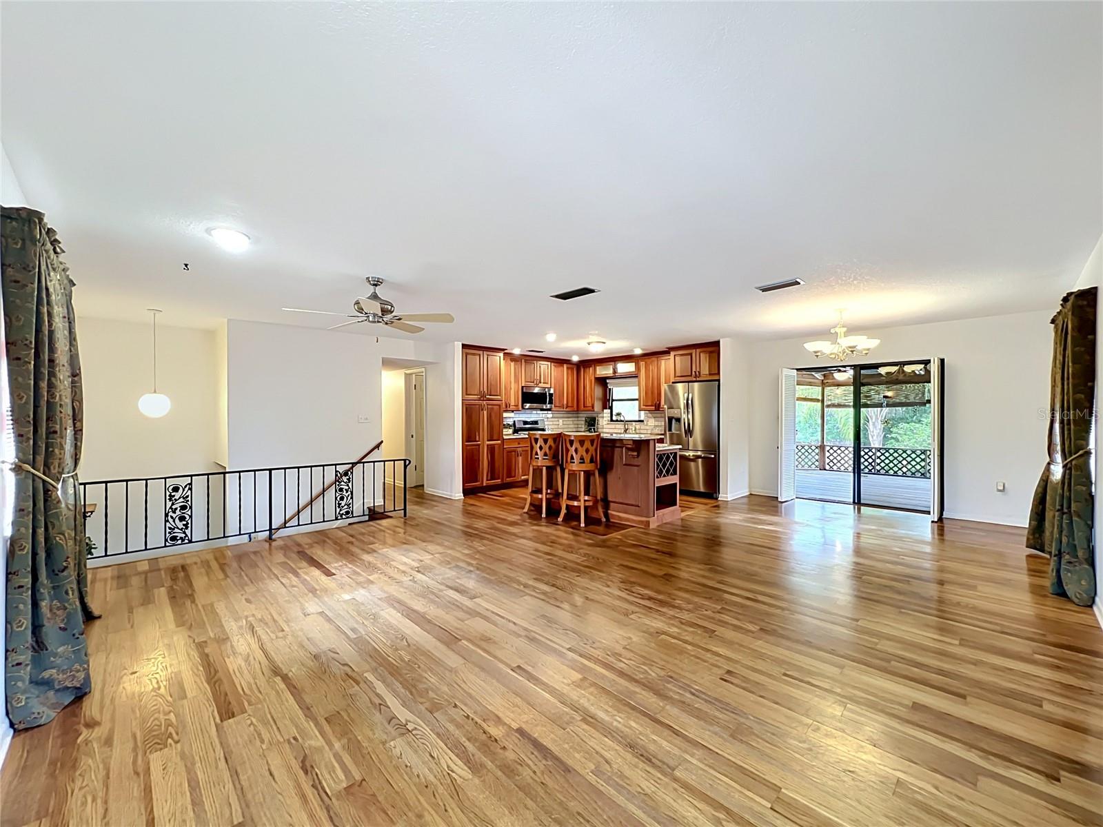 Image 37 of 92 For 1511 Glastonberry Road