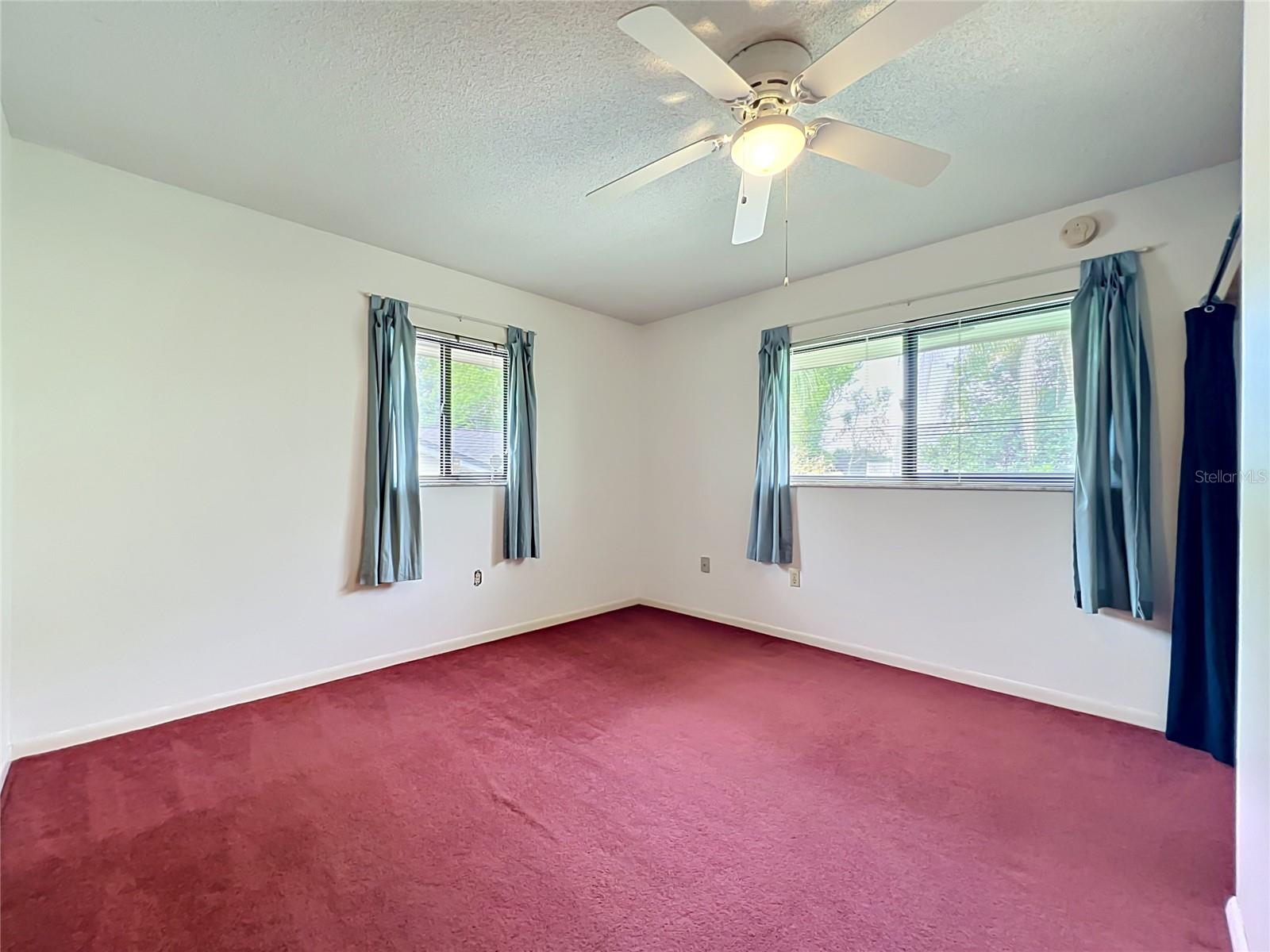 Image 38 of 92 For 1511 Glastonberry Road