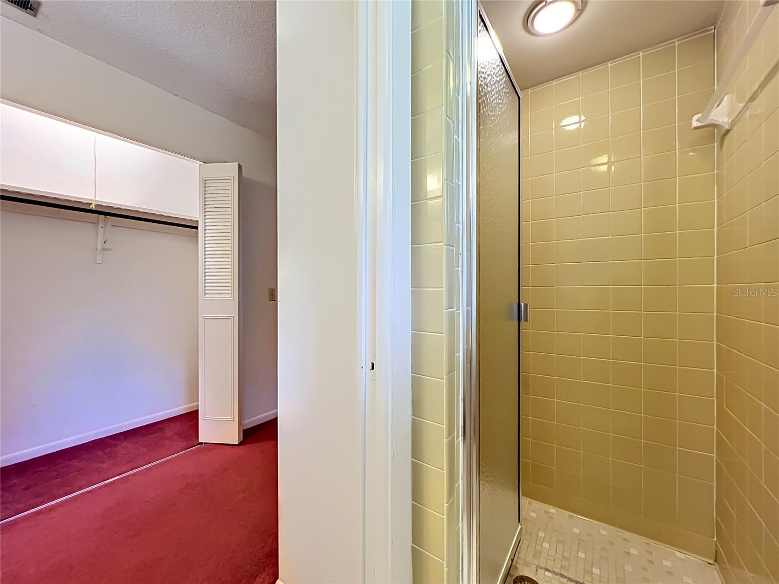 Image 43 of 92 For 1511 Glastonberry Road