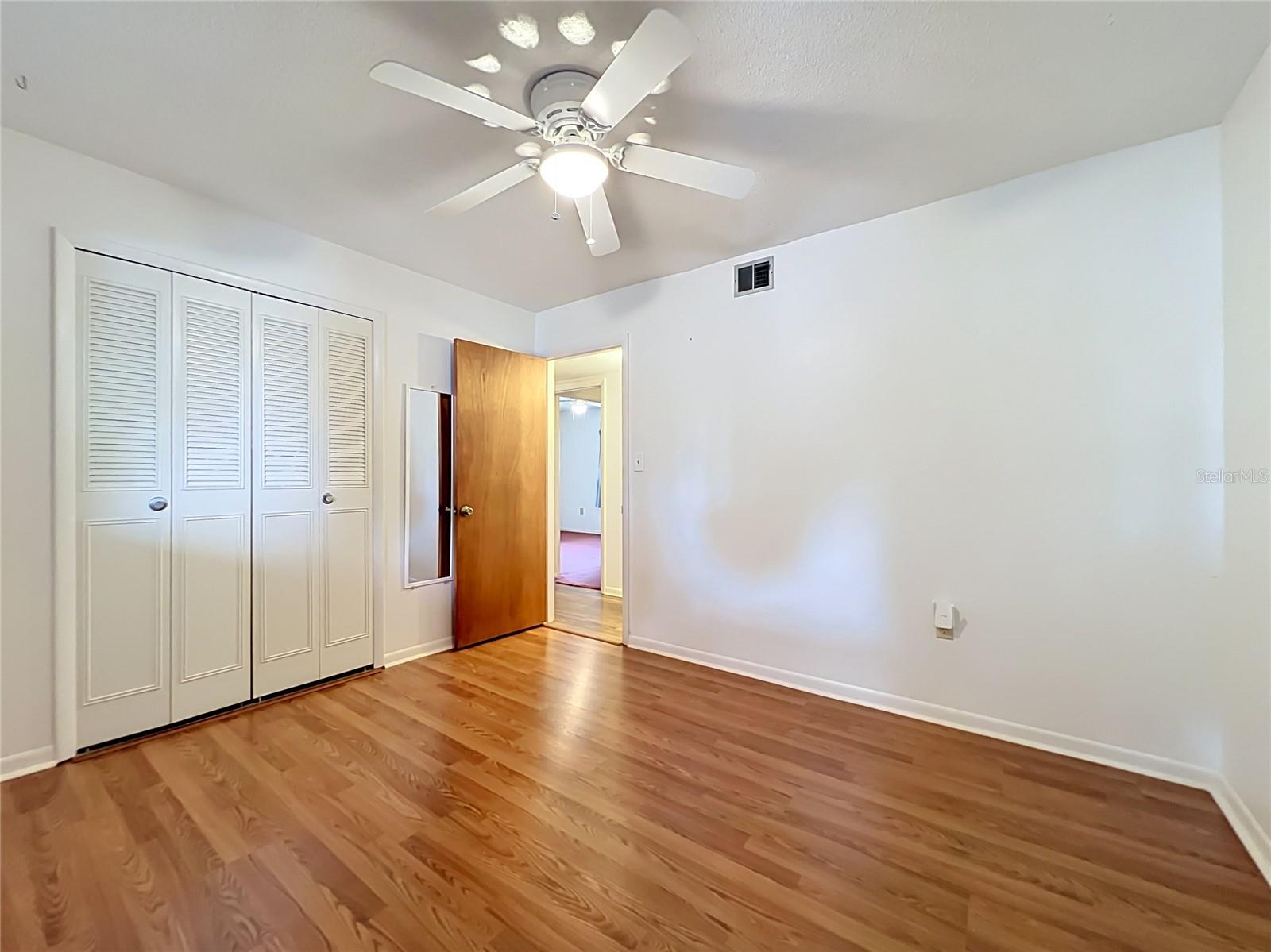 Image 47 of 92 For 1511 Glastonberry Road