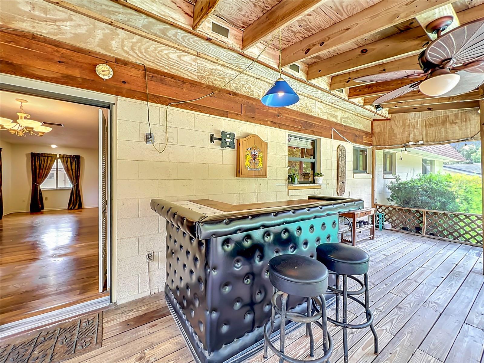 Image 71 of 92 For 1511 Glastonberry Road