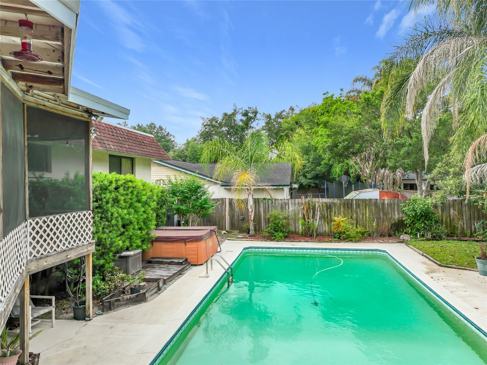 Image 80 of 92 For 1511 Glastonberry Road