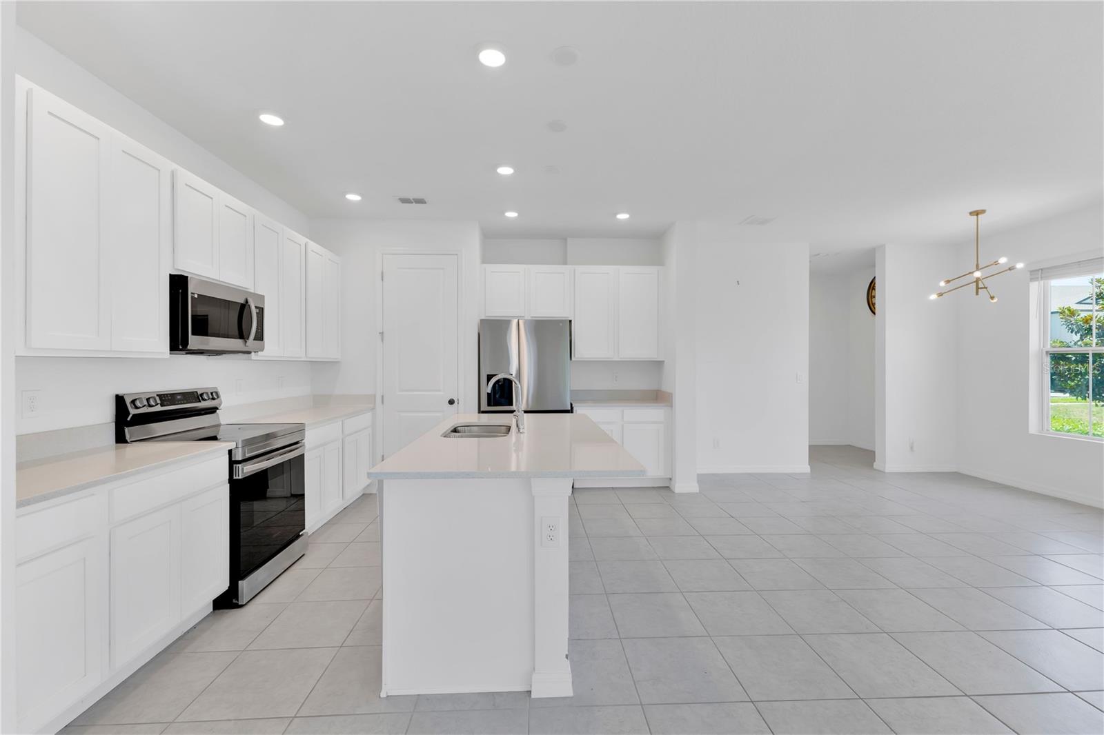 Image 5 of 38 For 1773 Sanibel Drive