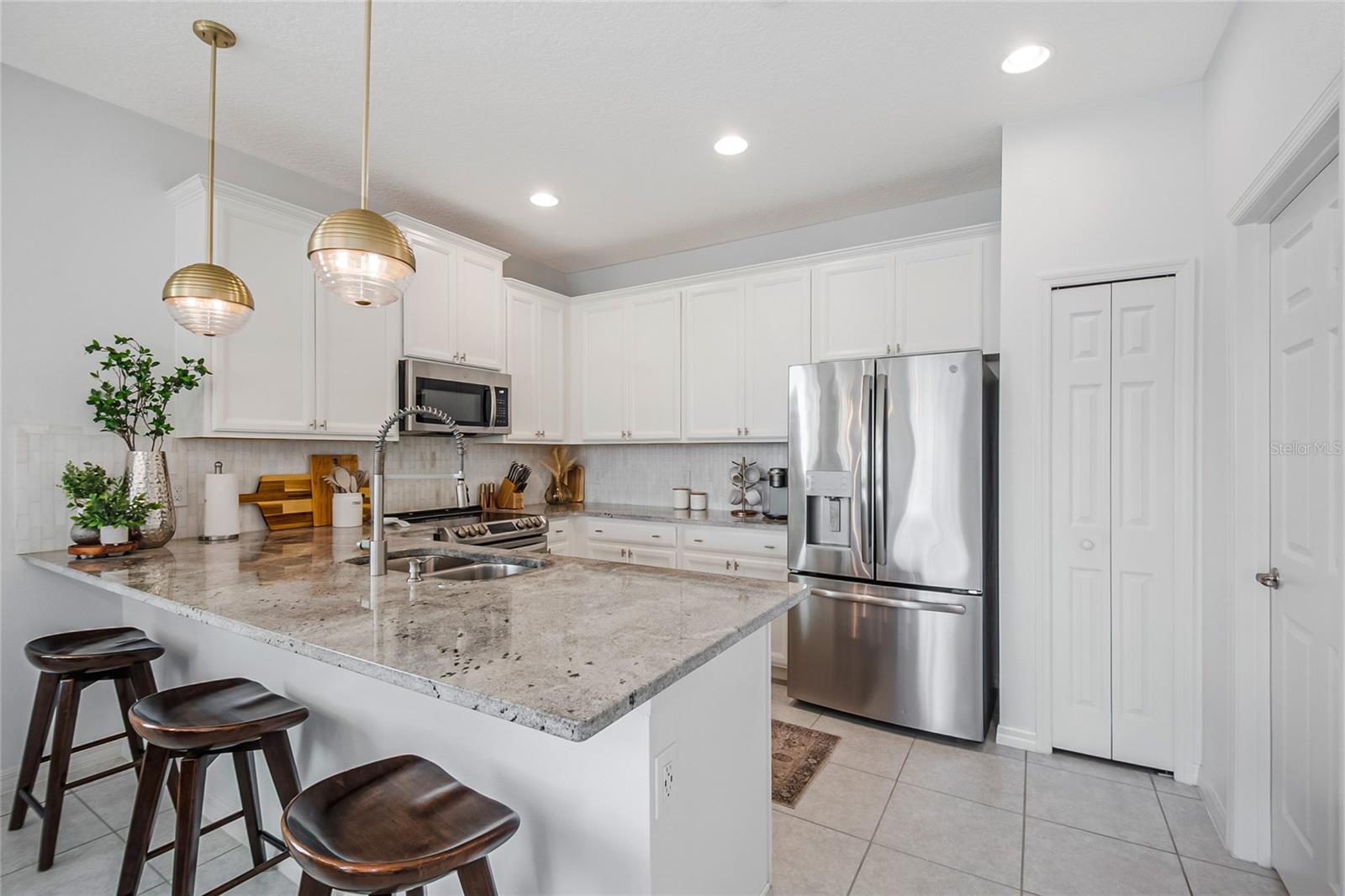 Image 13 of 72 For 3168 Montserrat Place
