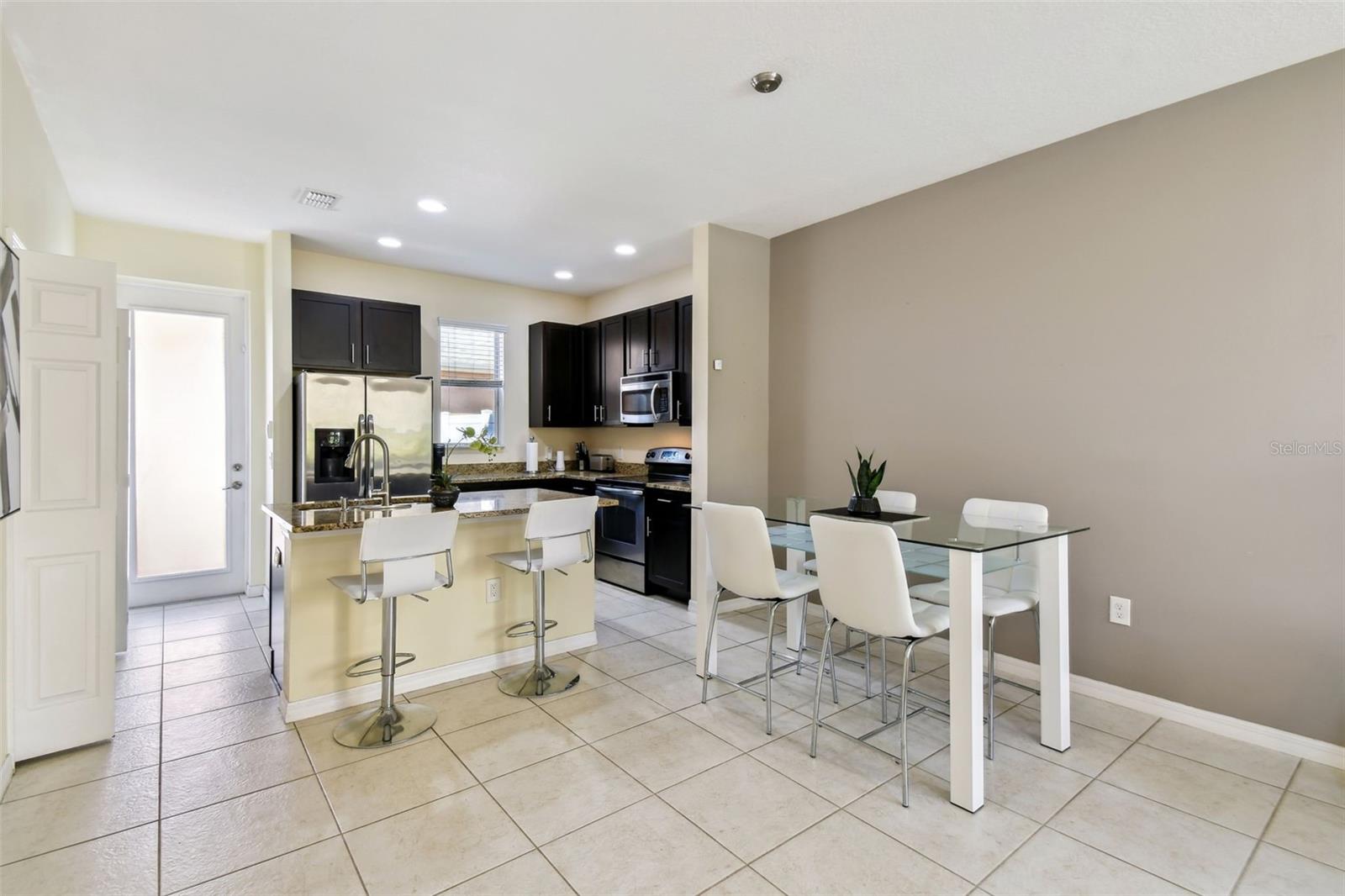 Image 4 of 48 For 14090 Avenue Of The Groves
