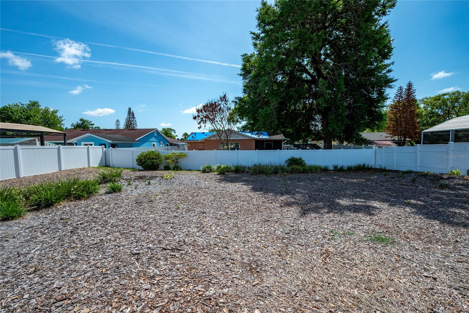 Image 11 of 44 For 129 Coral Bell Court