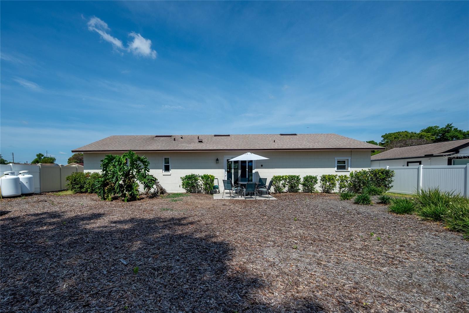 Image 13 of 44 For 129 Coral Bell Court