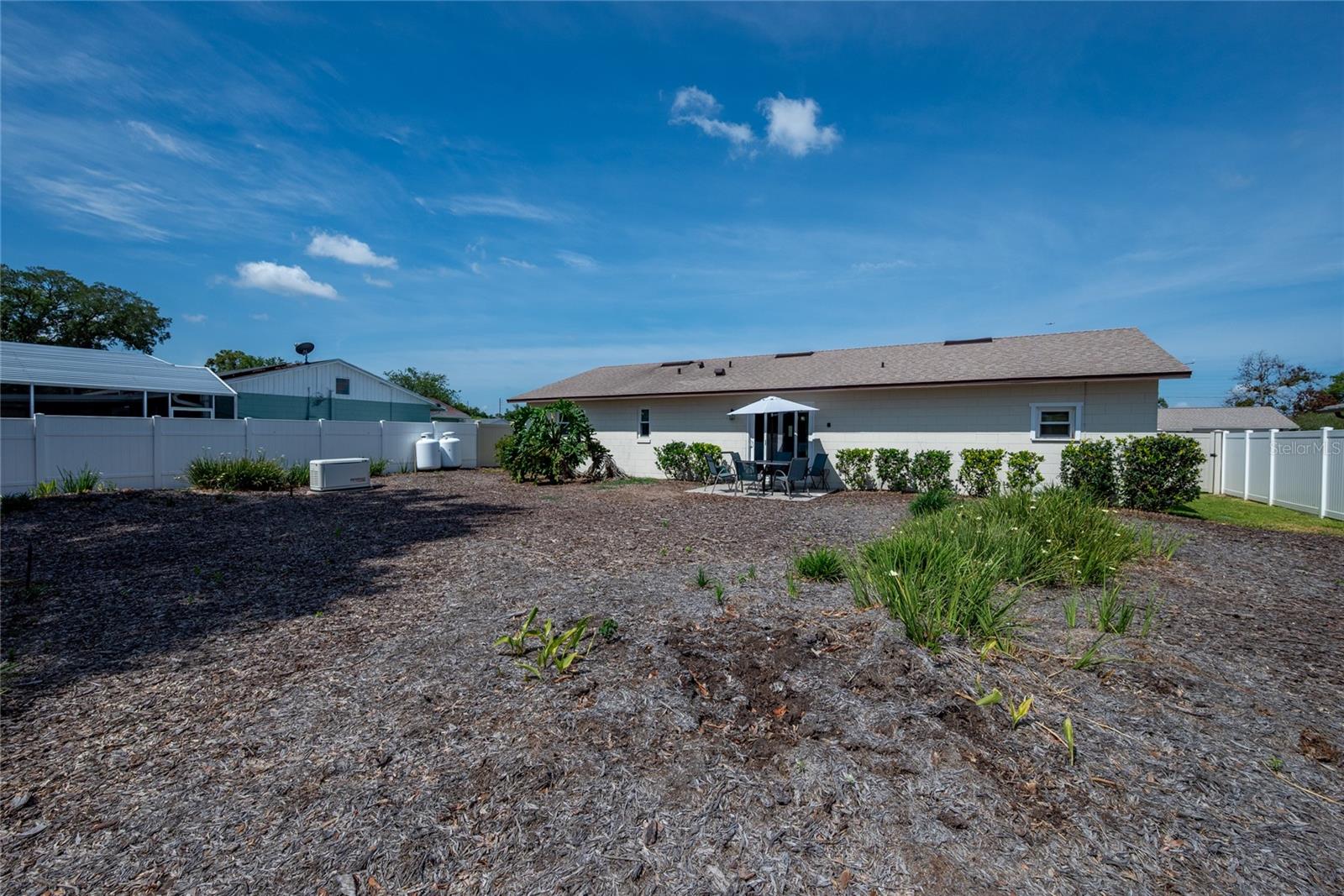 Image 14 of 44 For 129 Coral Bell Court