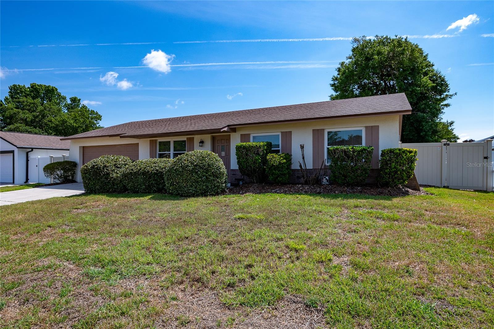 Image 6 of 44 For 129 Coral Bell Court