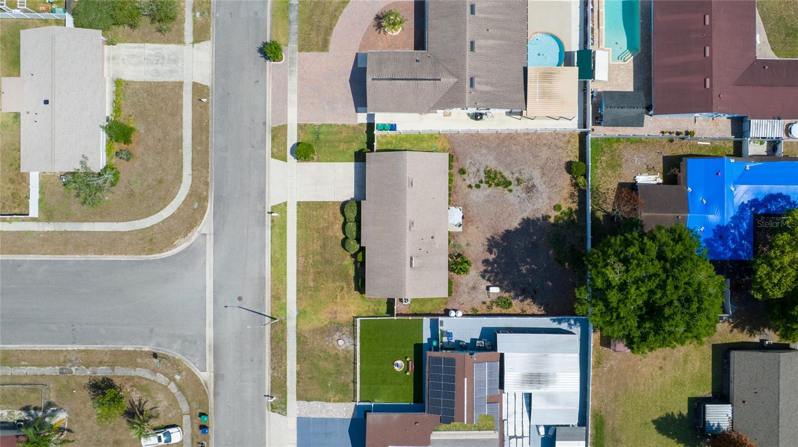 Image 8 of 44 For 129 Coral Bell Court