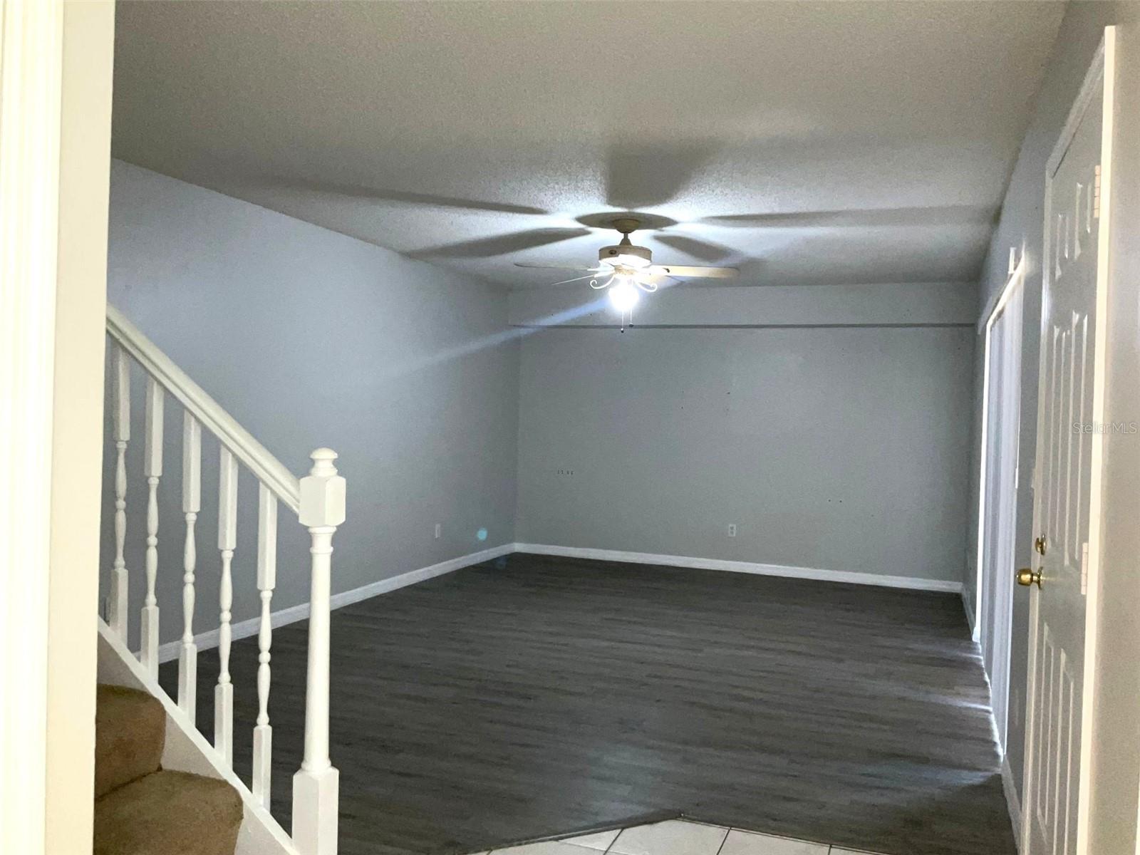 Image 3 of 19 For 5282 Coral Court 620