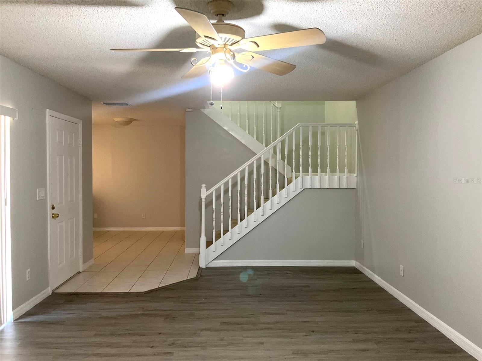 Image 6 of 19 For 5282 Coral Court 620