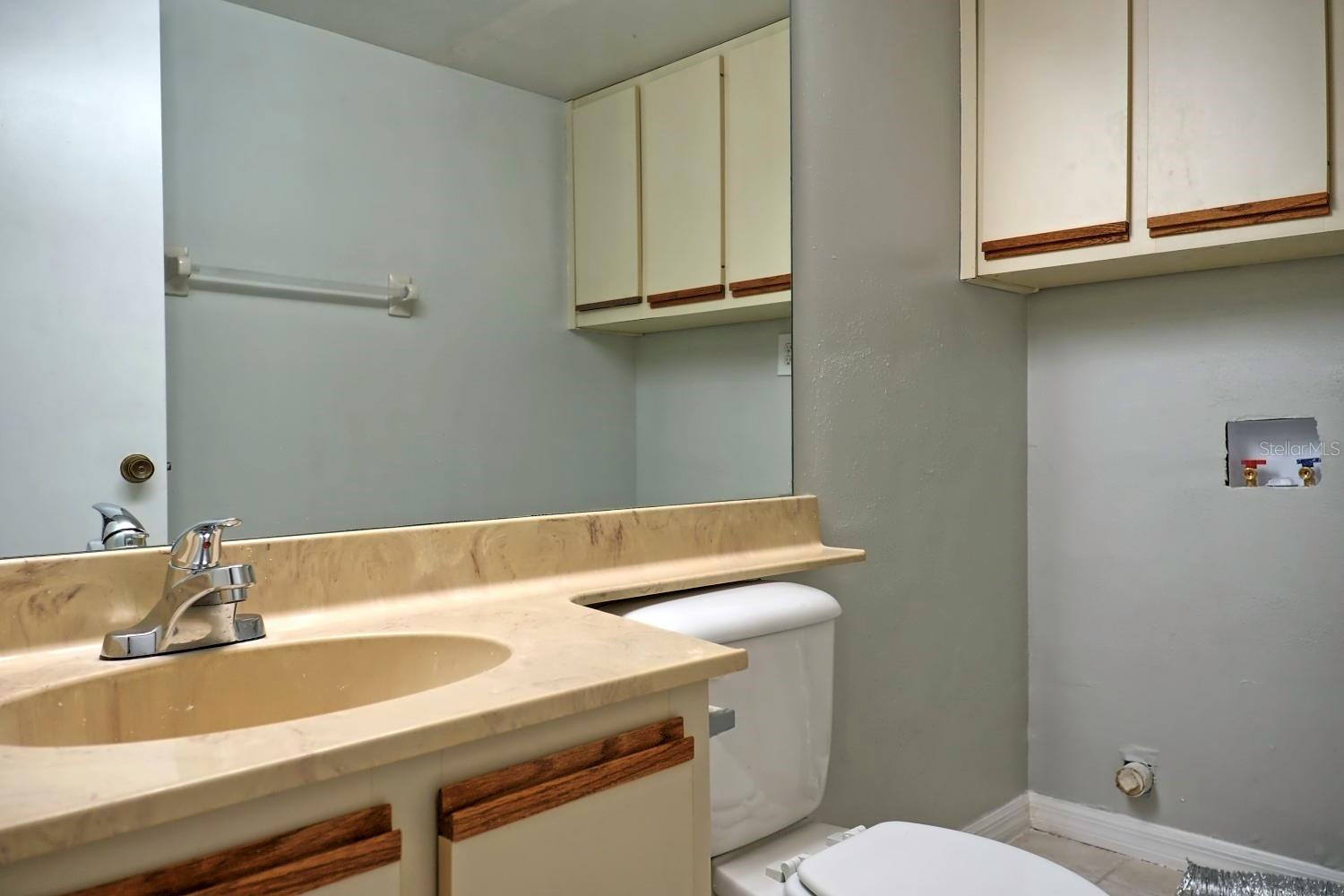 Image 8 of 19 For 5282 Coral Court 620