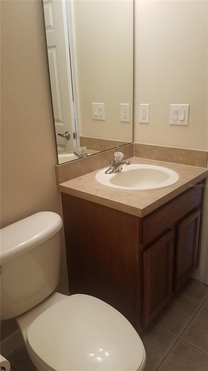 Listing photo id 5 for 2146 Shaw Lane