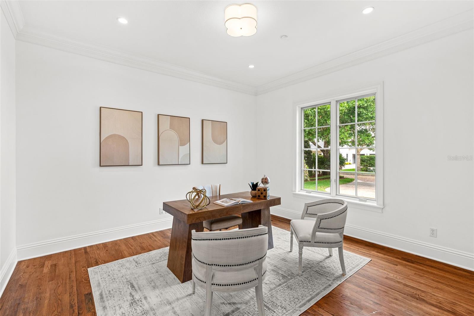 Image 16 of 37 For 1630 Lasbury Avenue