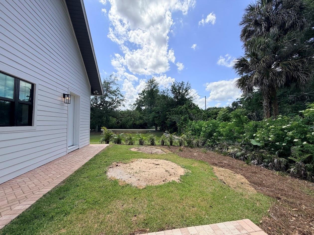 Image 44 of 45 For 709 Garden West Terrace