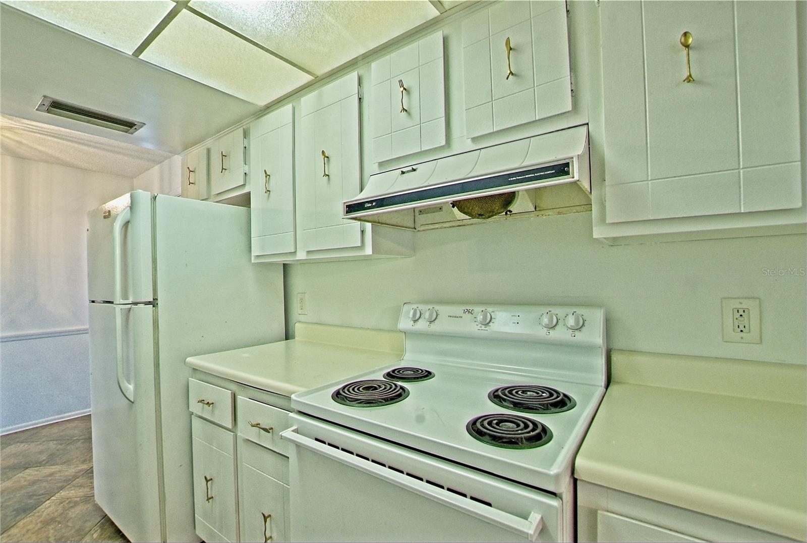Image 13 of 28 For 4575 Texas Avenue 204