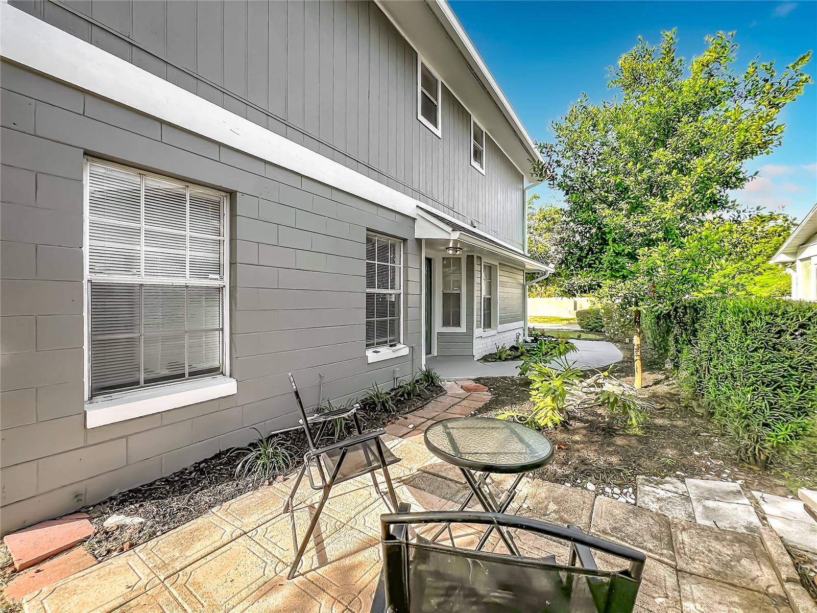 Image 10 of 77 For 1871 Casselwood Street