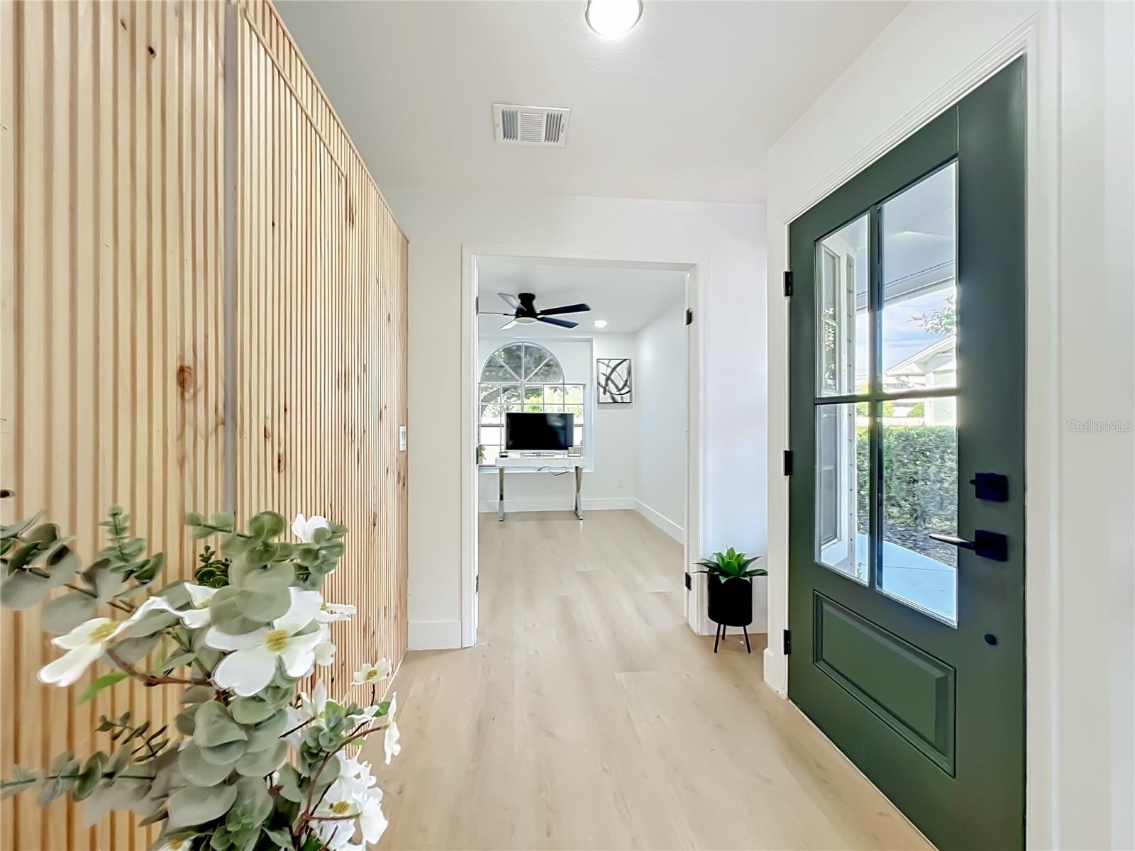 Image 12 of 77 For 1871 Casselwood Street
