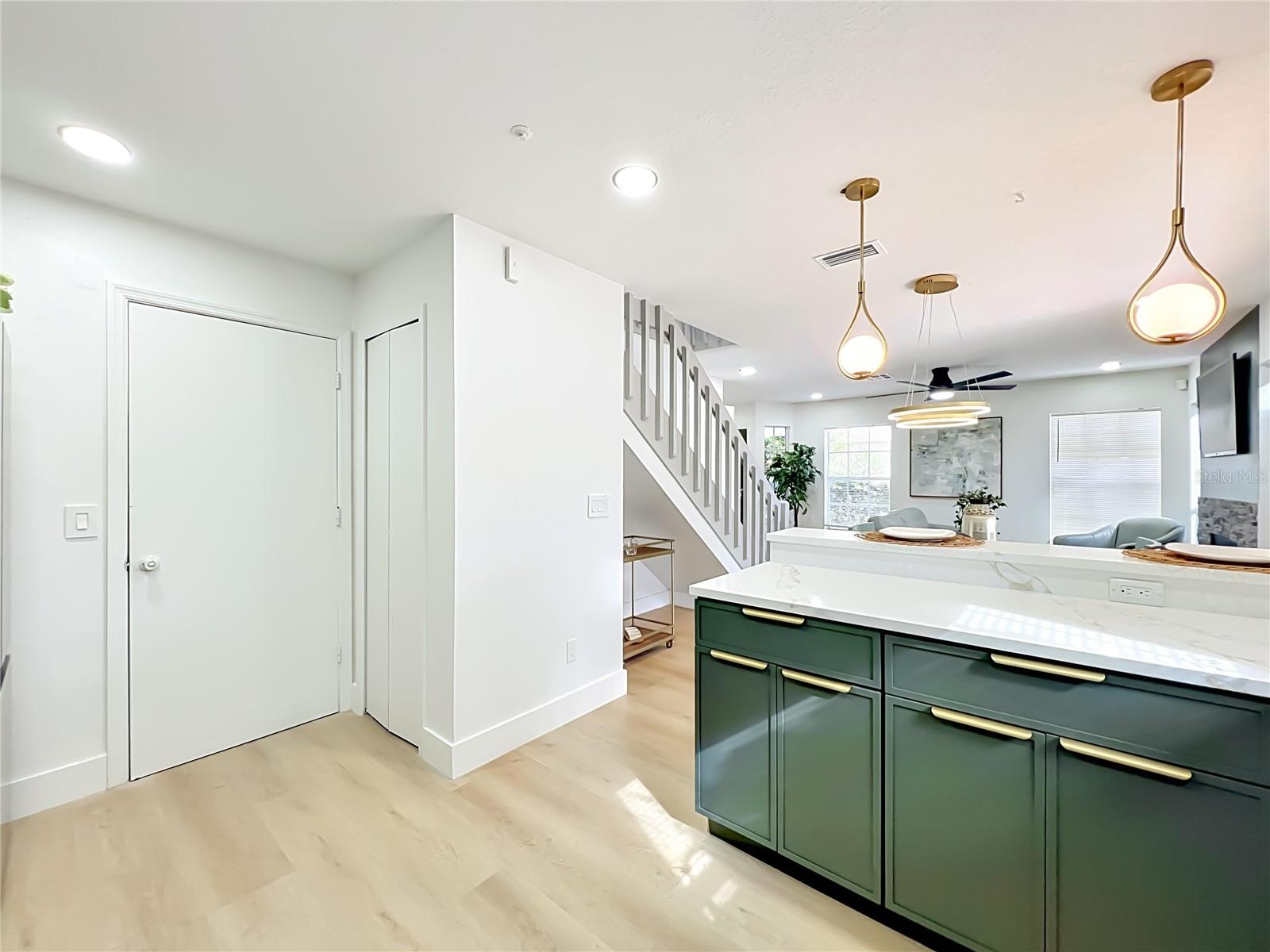 Image 32 of 77 For 1871 Casselwood Street