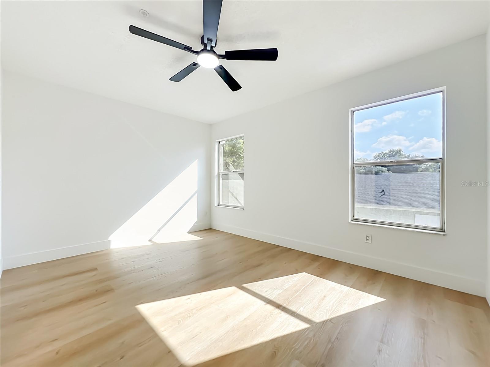 Image 58 of 77 For 1871 Casselwood Street