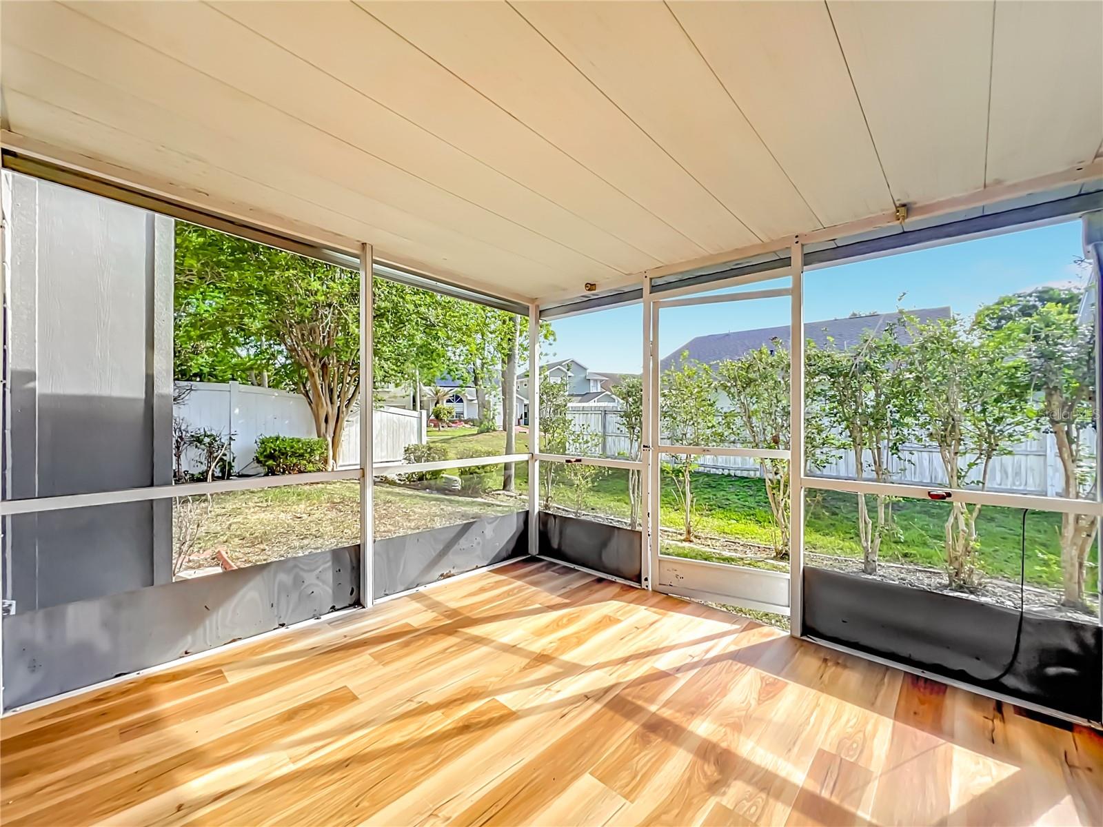 Image 66 of 77 For 1871 Casselwood Street