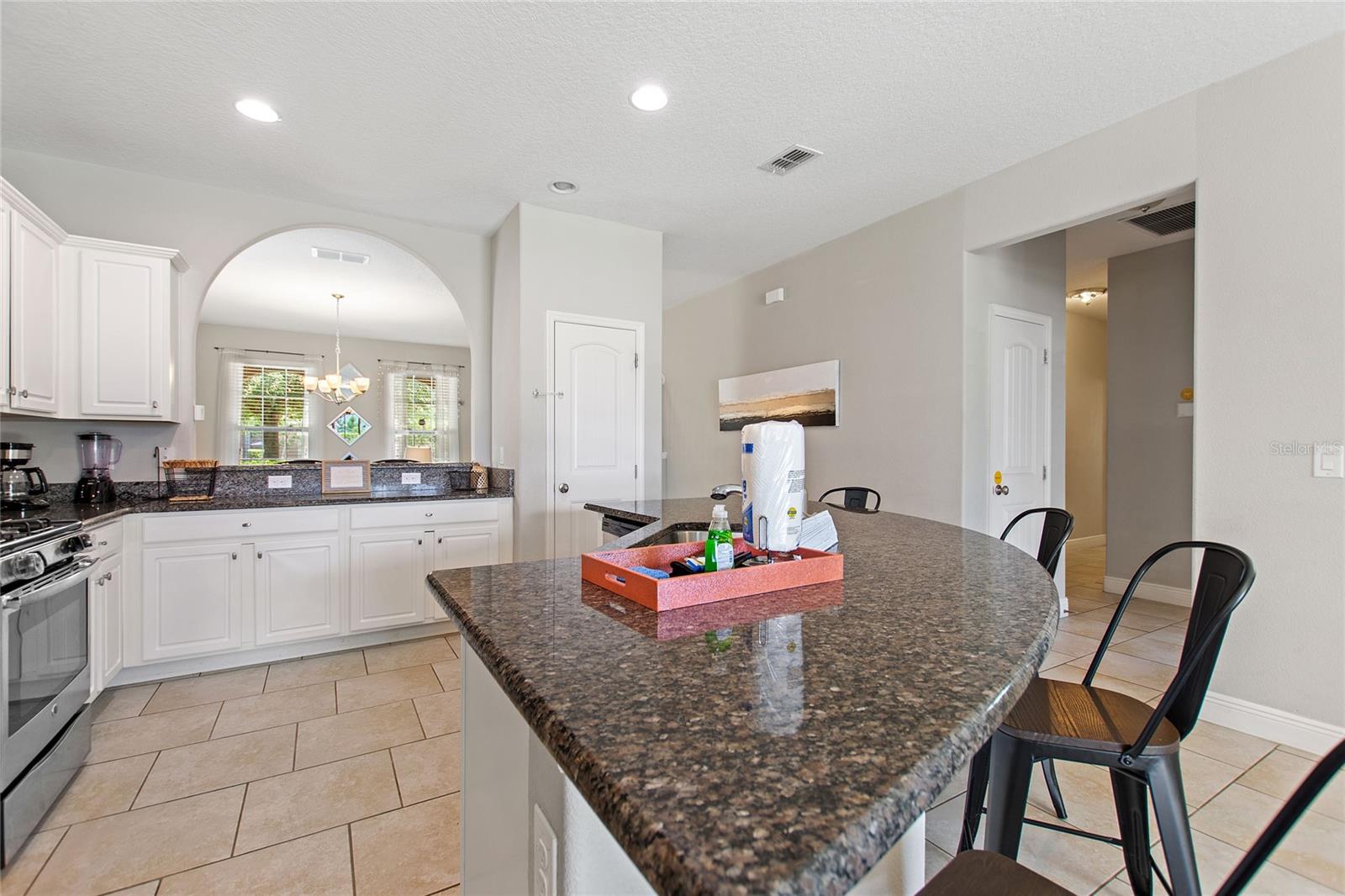 Image 13 of 41 For 5368 Oakbourne Avenue