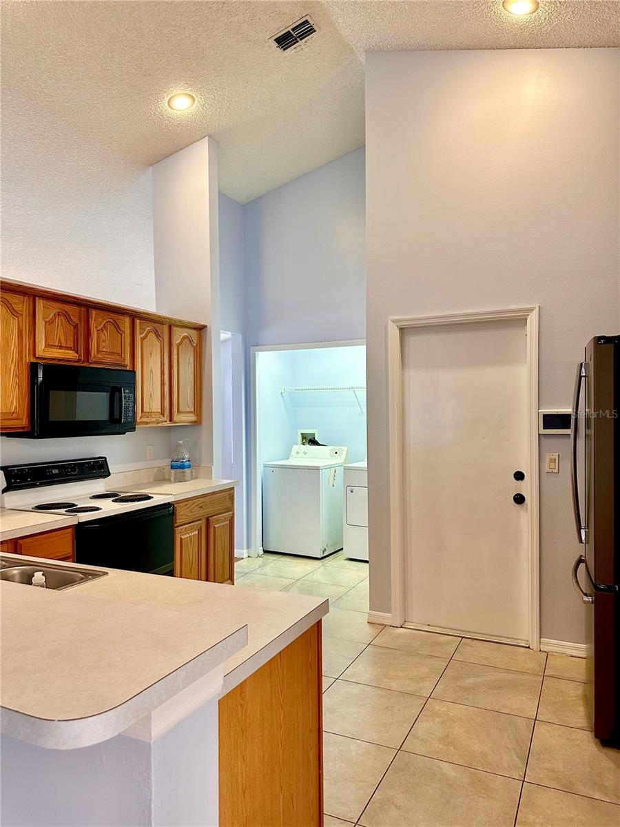 Image 10 of 23 For 8214 Woodsworth Drive