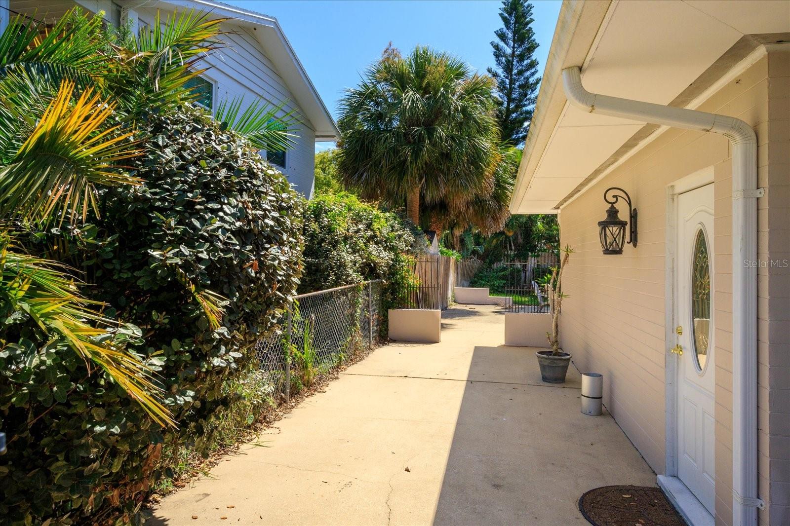 Image 43 of 54 For 105 John Anderson Drive