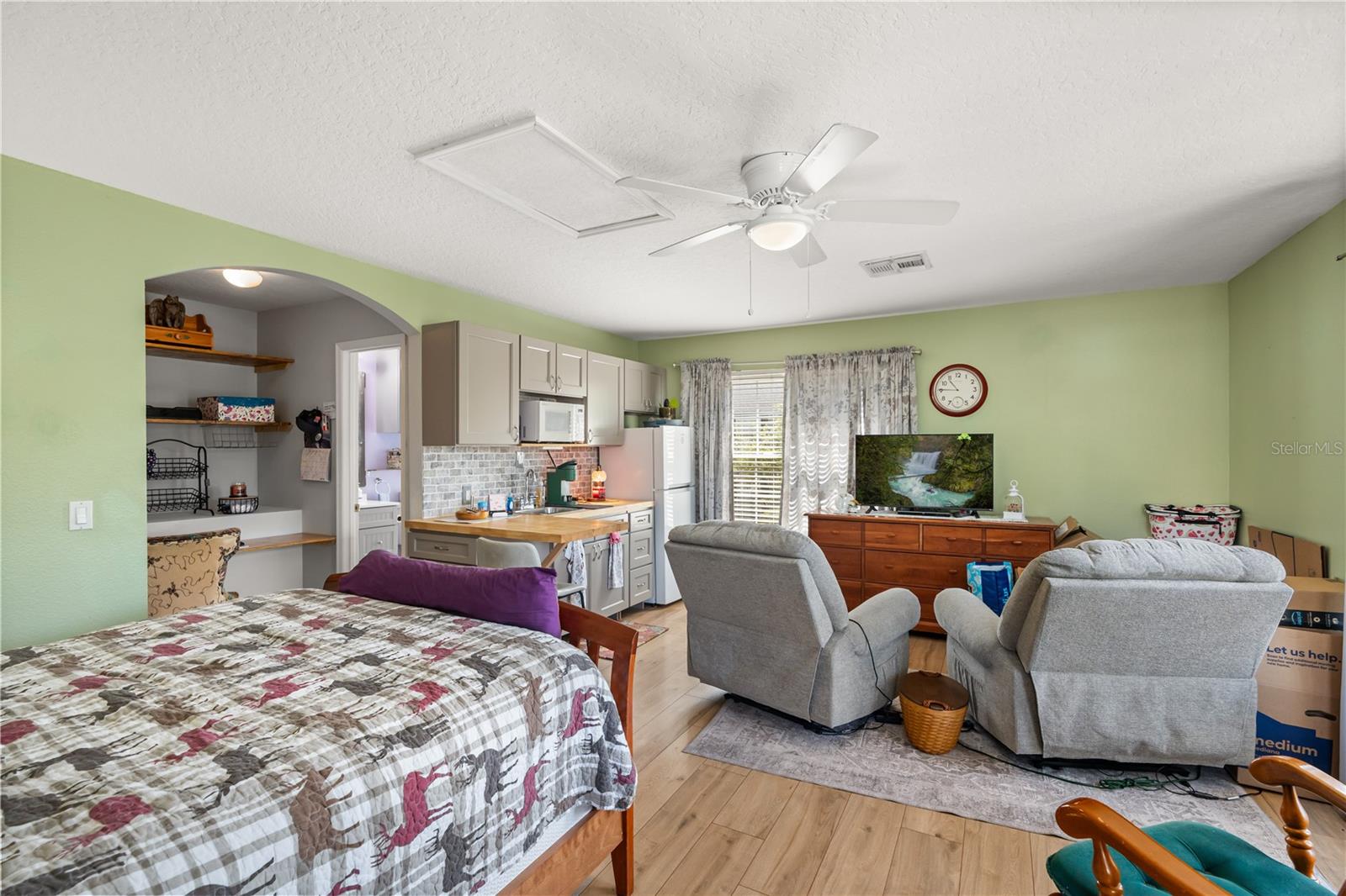 Image 26 of 34 For 13160 Royal Fern Drive