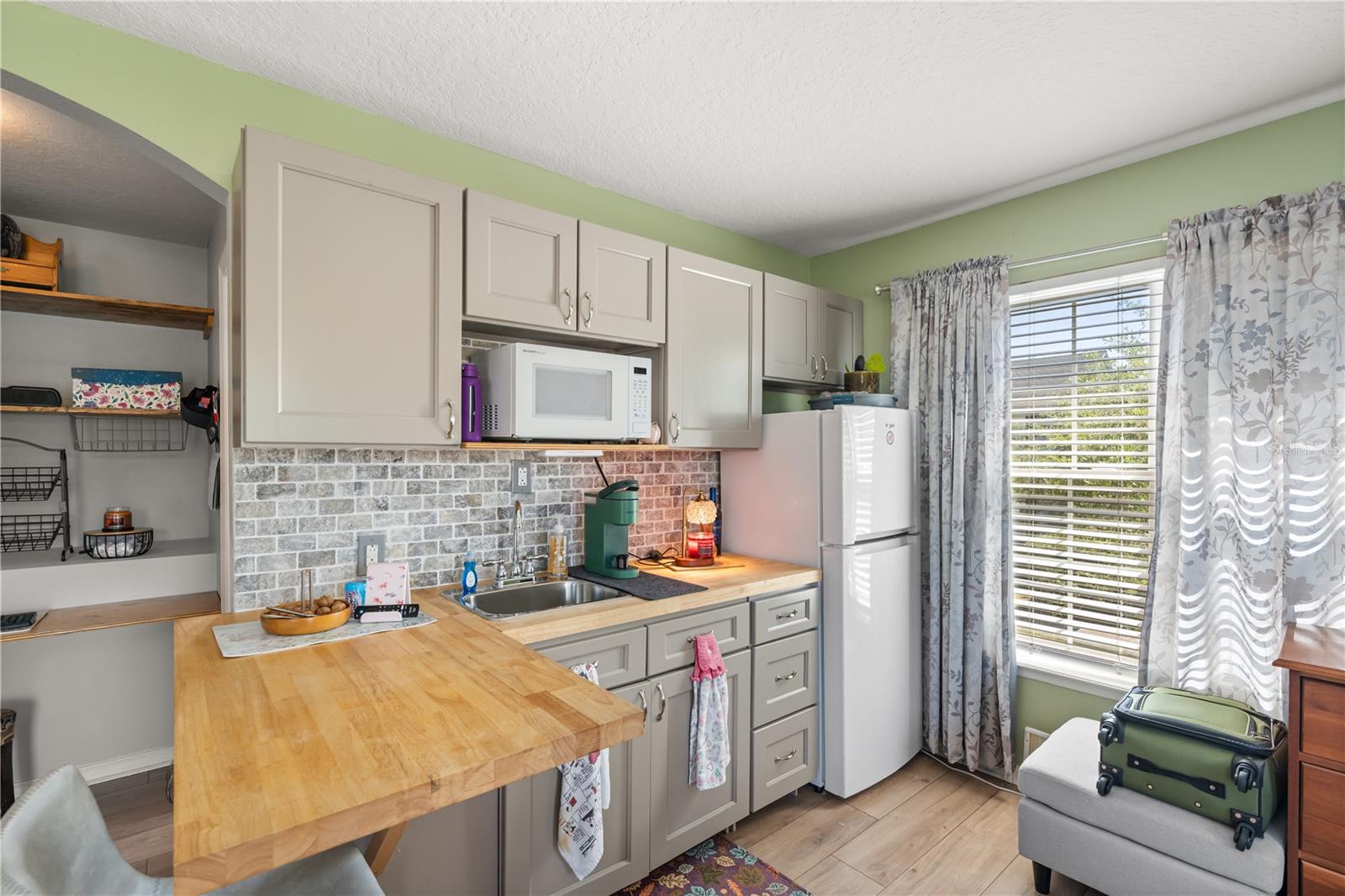 Image 27 of 34 For 13160 Royal Fern Drive
