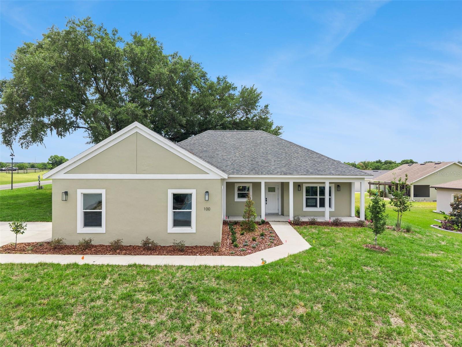 Details for 100 Fairway Circle, UMATILLA, FL 32784