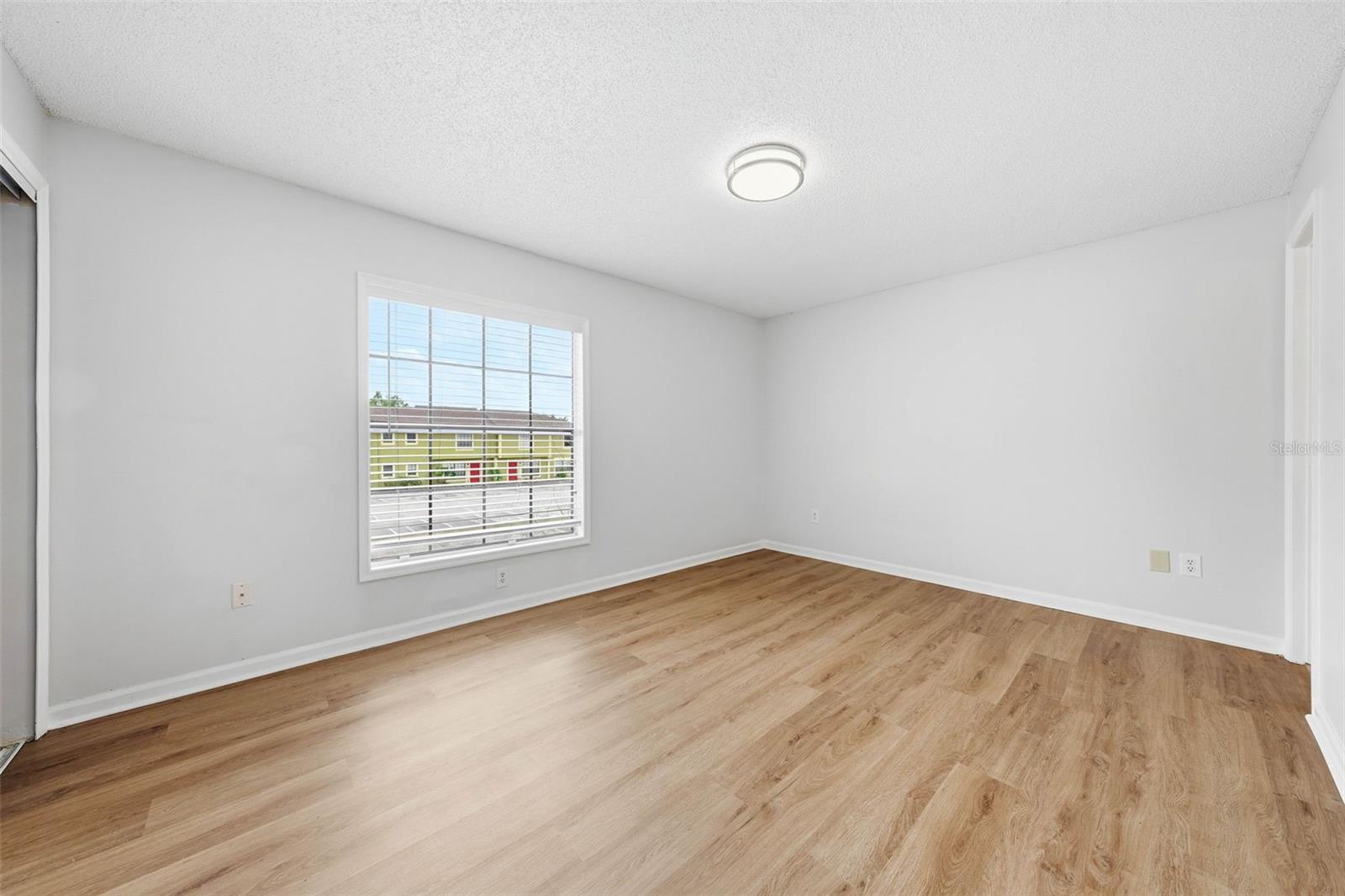 Image 14 of 25 For 7473 Belle River Court 16